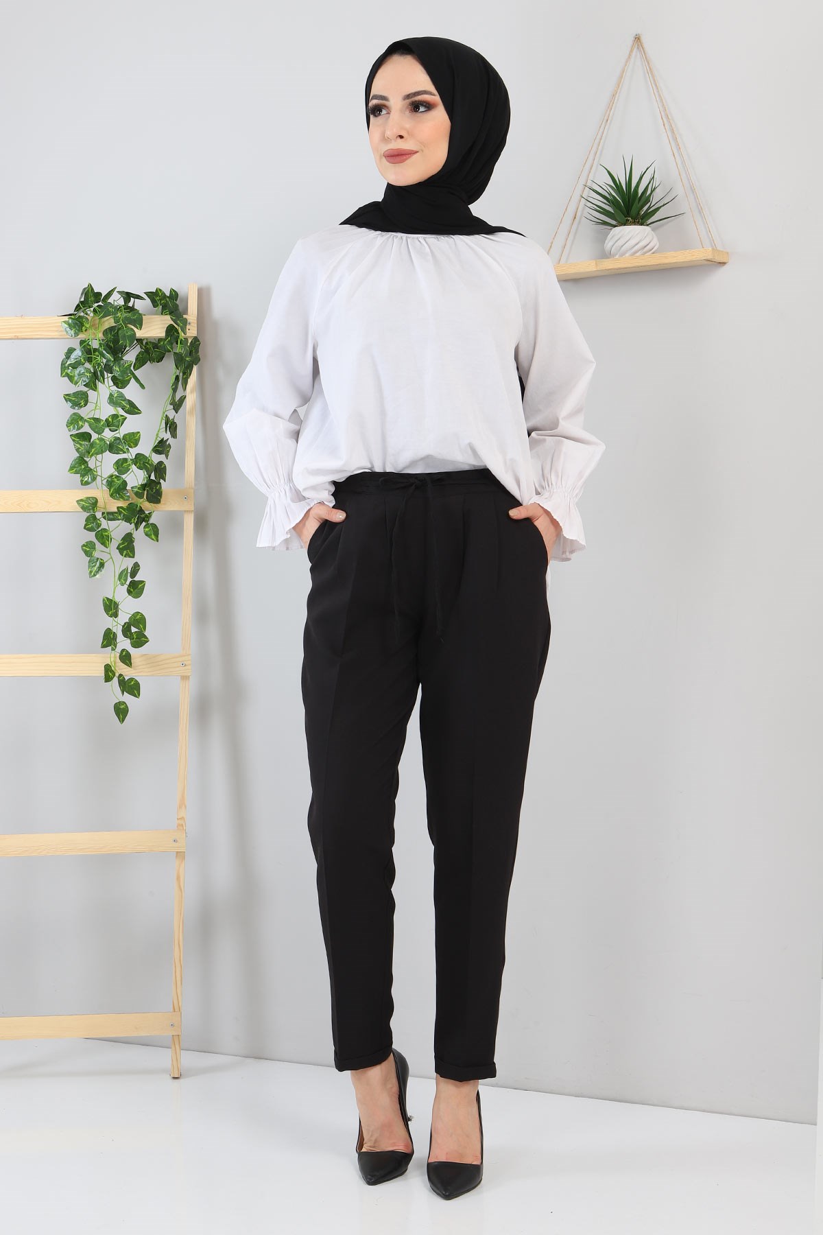 Beli Bağcıklı Kumaş Pantolon Siyah 10654