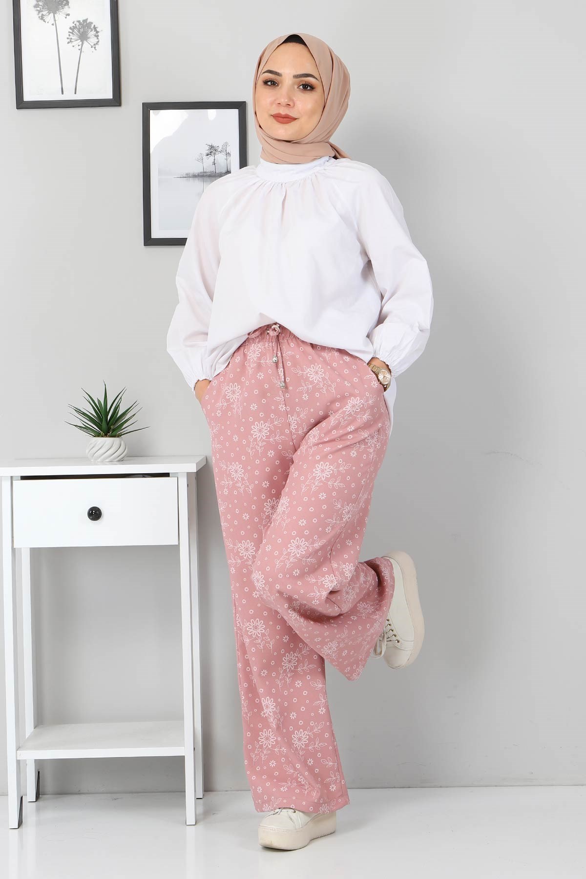 Beli Lastikli Çiçekli Pantolon Pudra 10779-4