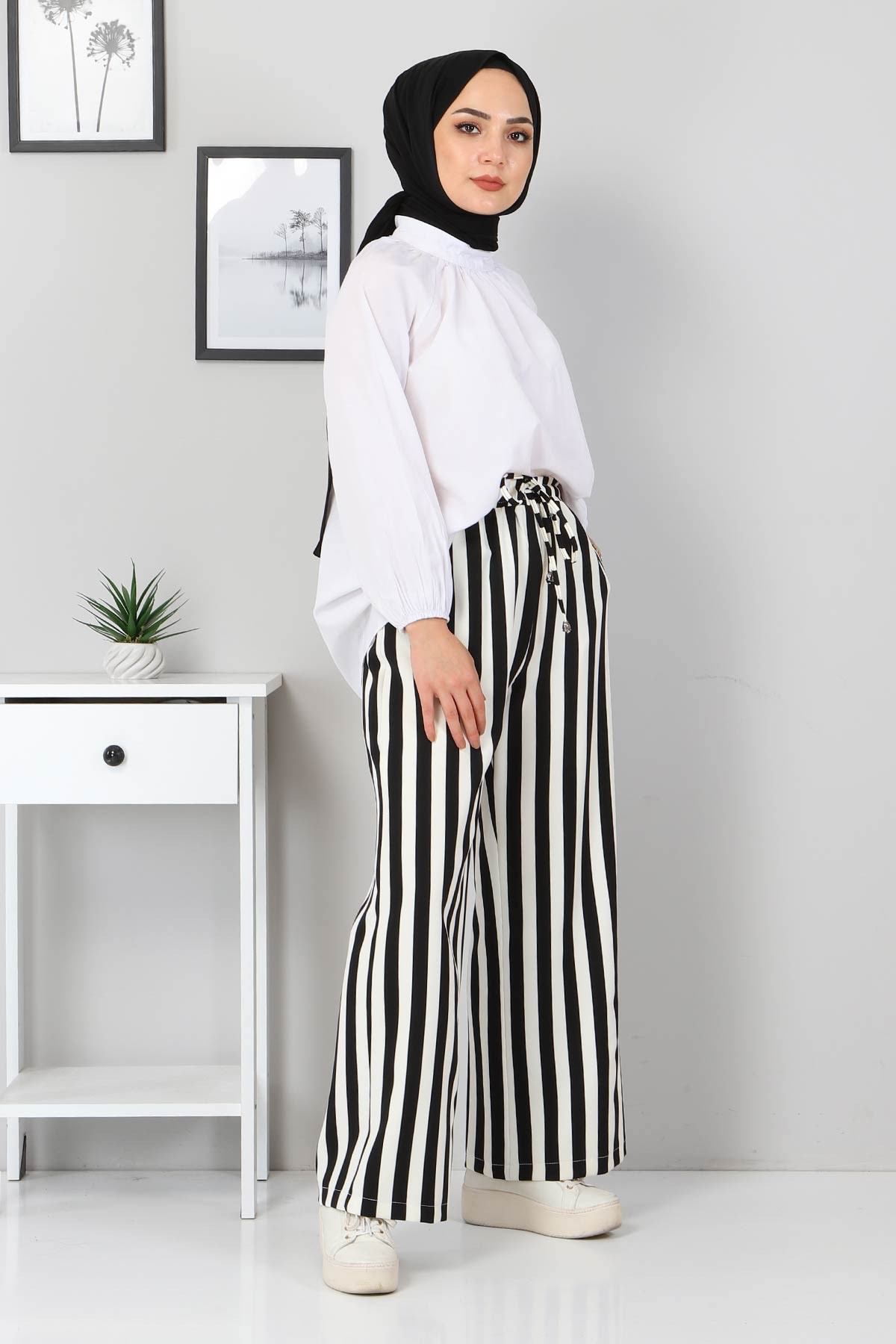 Beli Lastikli Çizgili Pantolon Siyah 10779