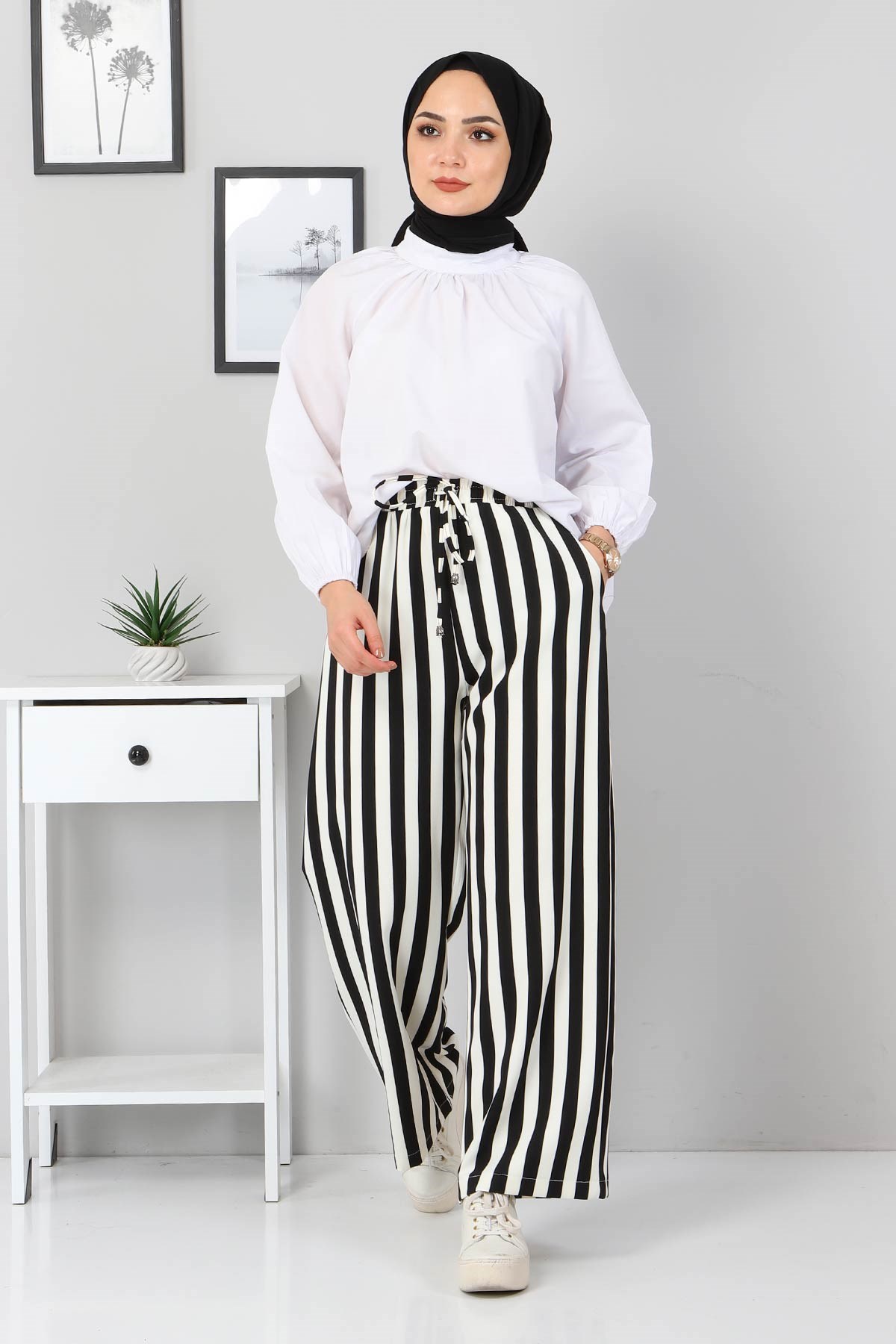 Beli Lastikli Çizgili Pantolon Siyah 10779