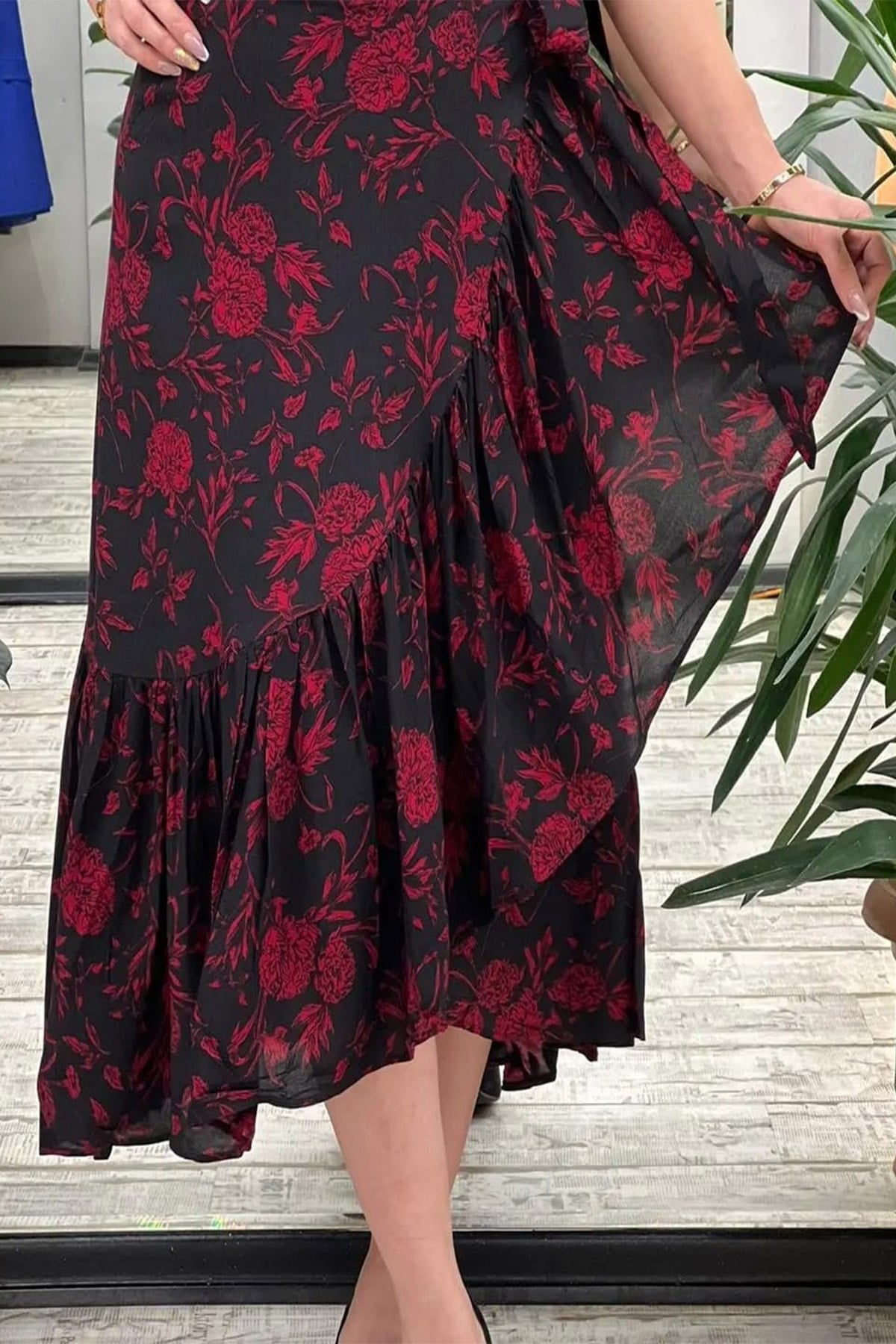 Çiçek Desenli Etek Siyah 6026