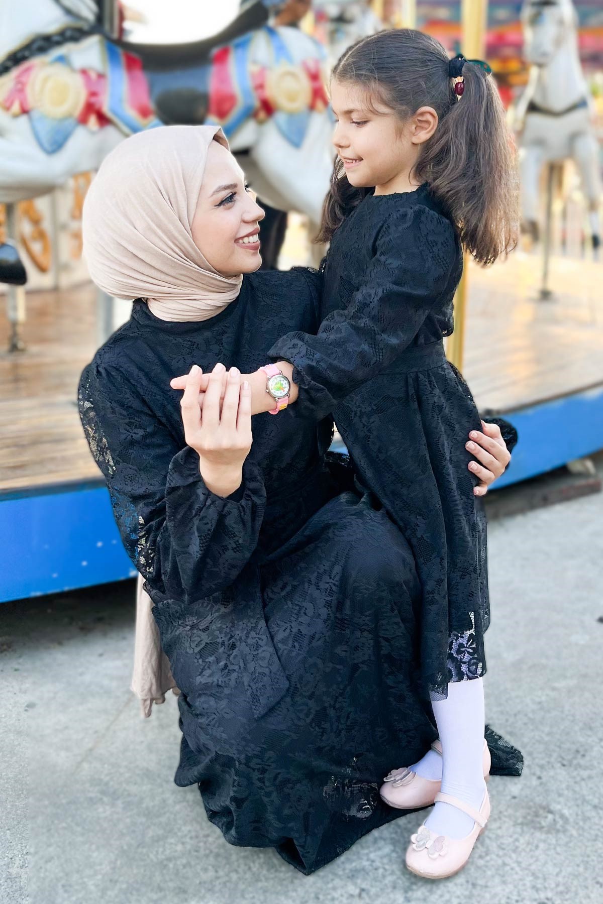 Dantelli Anne Elbise Siyah 13303