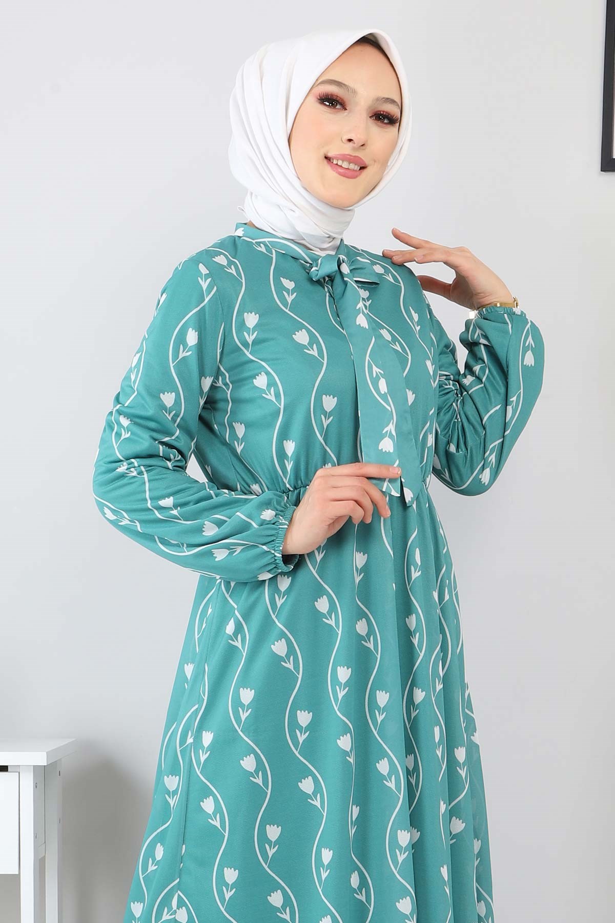 Desenli Fularlı Elbise Mint 12800