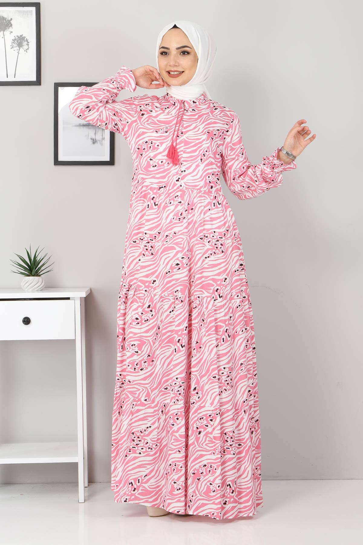 Desenli Pileli Tesettür Elbise Pembe 9927