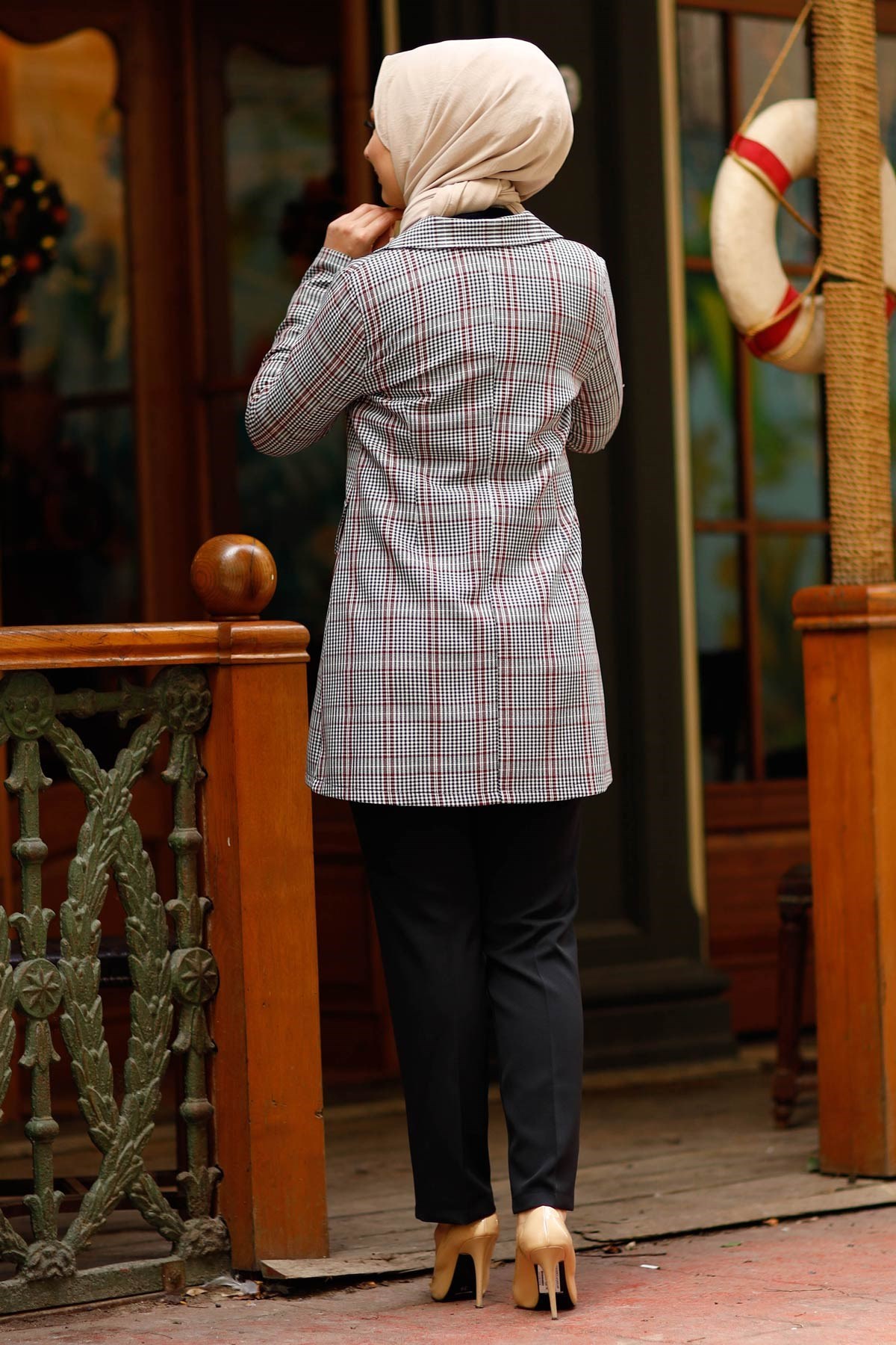 dugme-detayli-ceket-bordo-10551-a-3304.jpg