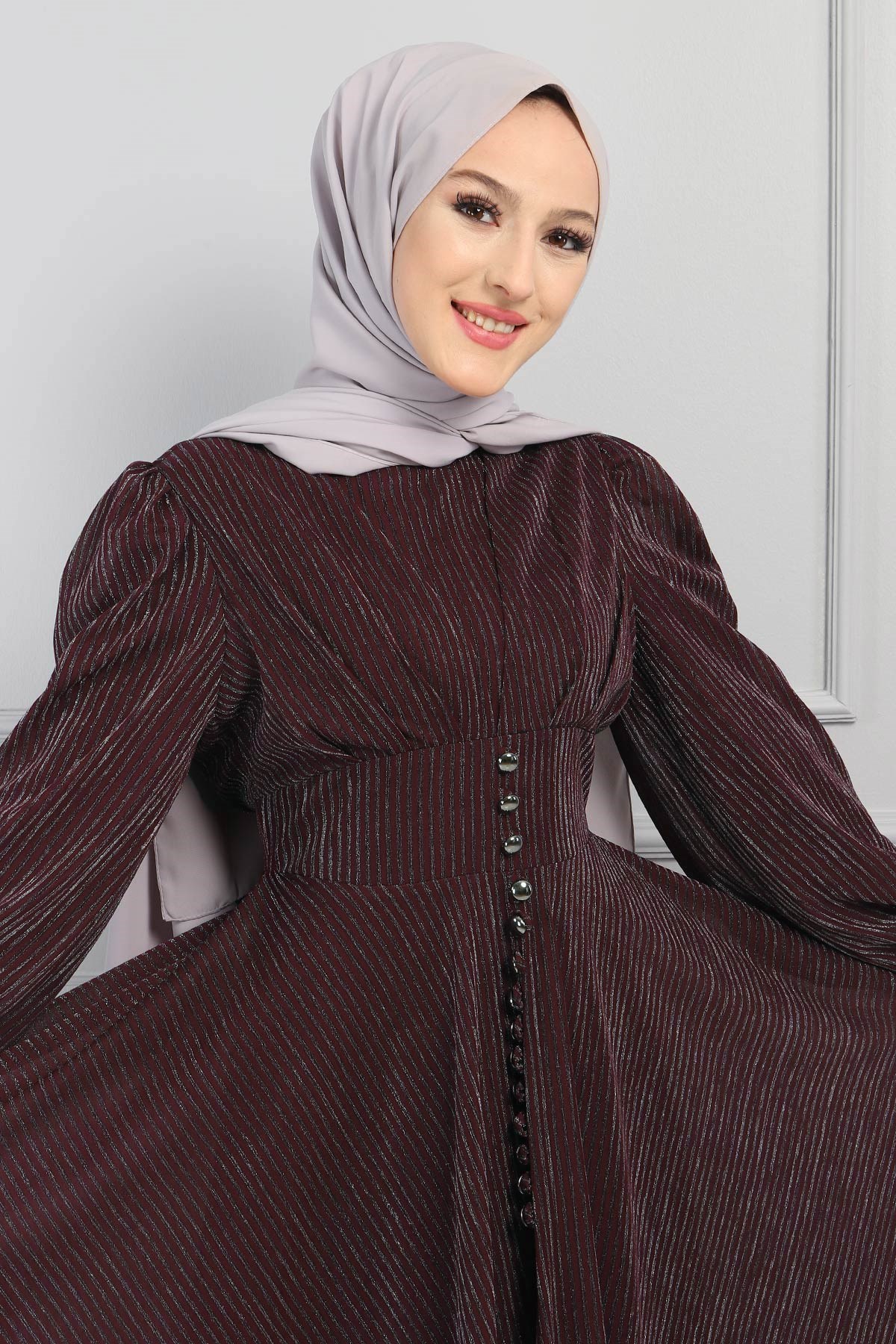 Düğme Detaylı Simli Abiye Mürdüm 13200