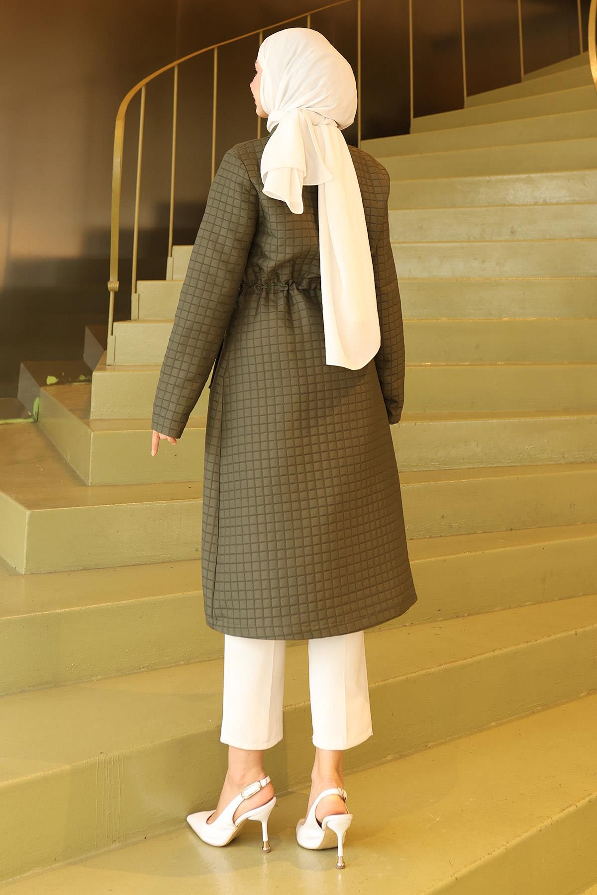 Düğmeli Beli Bağcıklı Kapitone Kap Haki 19289