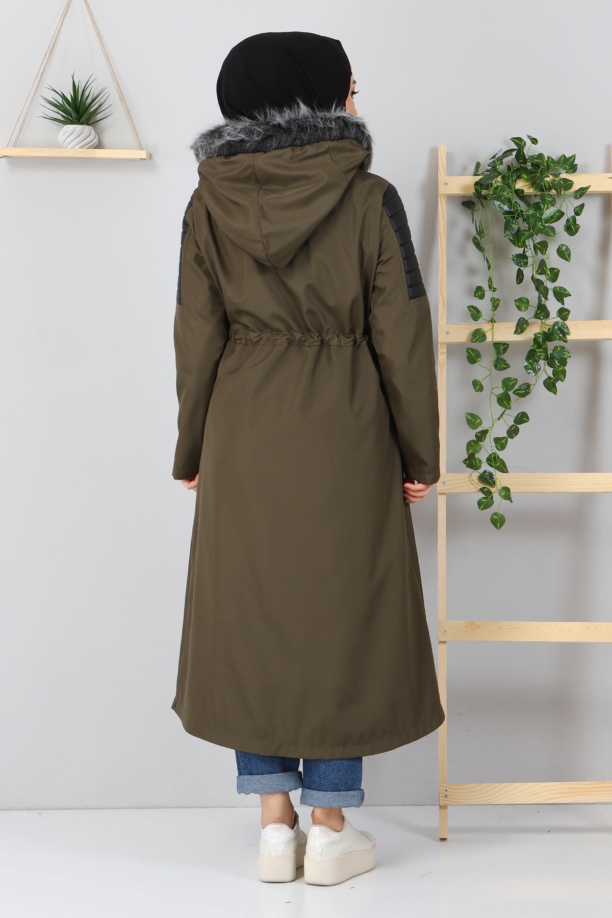 Garni Detaylı Mont Haki 10384