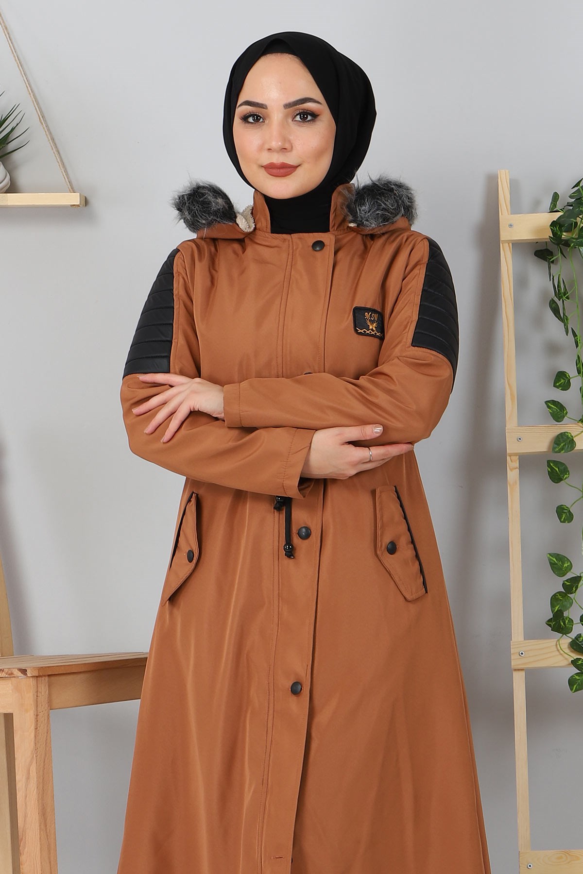 Garni Detaylı Mont Taba 10384