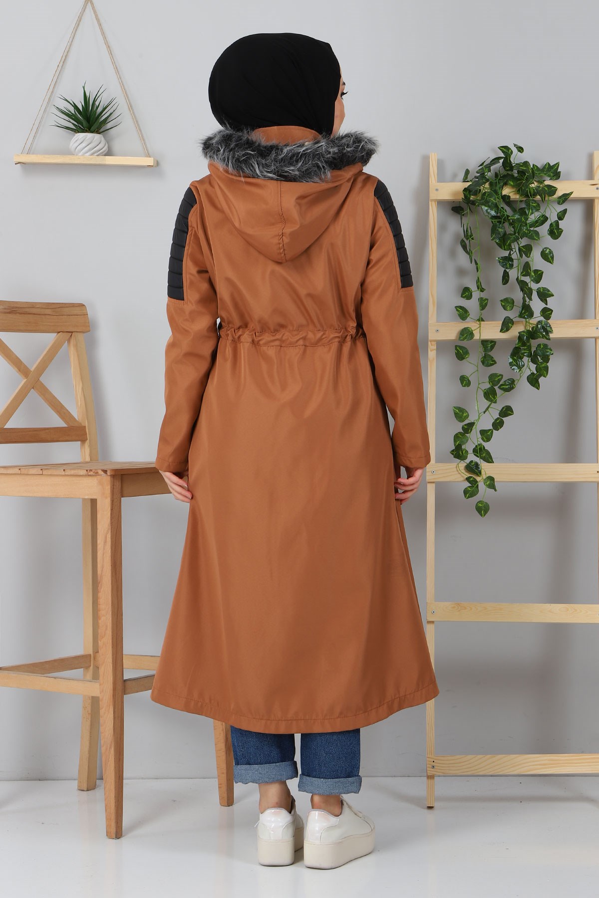 Garni Detaylı Mont Taba 10384