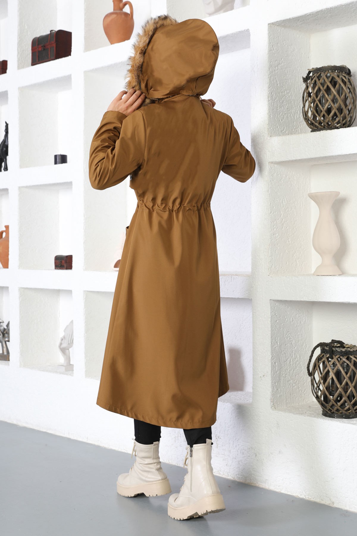 Kuşgözü Detaylı Detaylı Armalı Mont Taba 10354