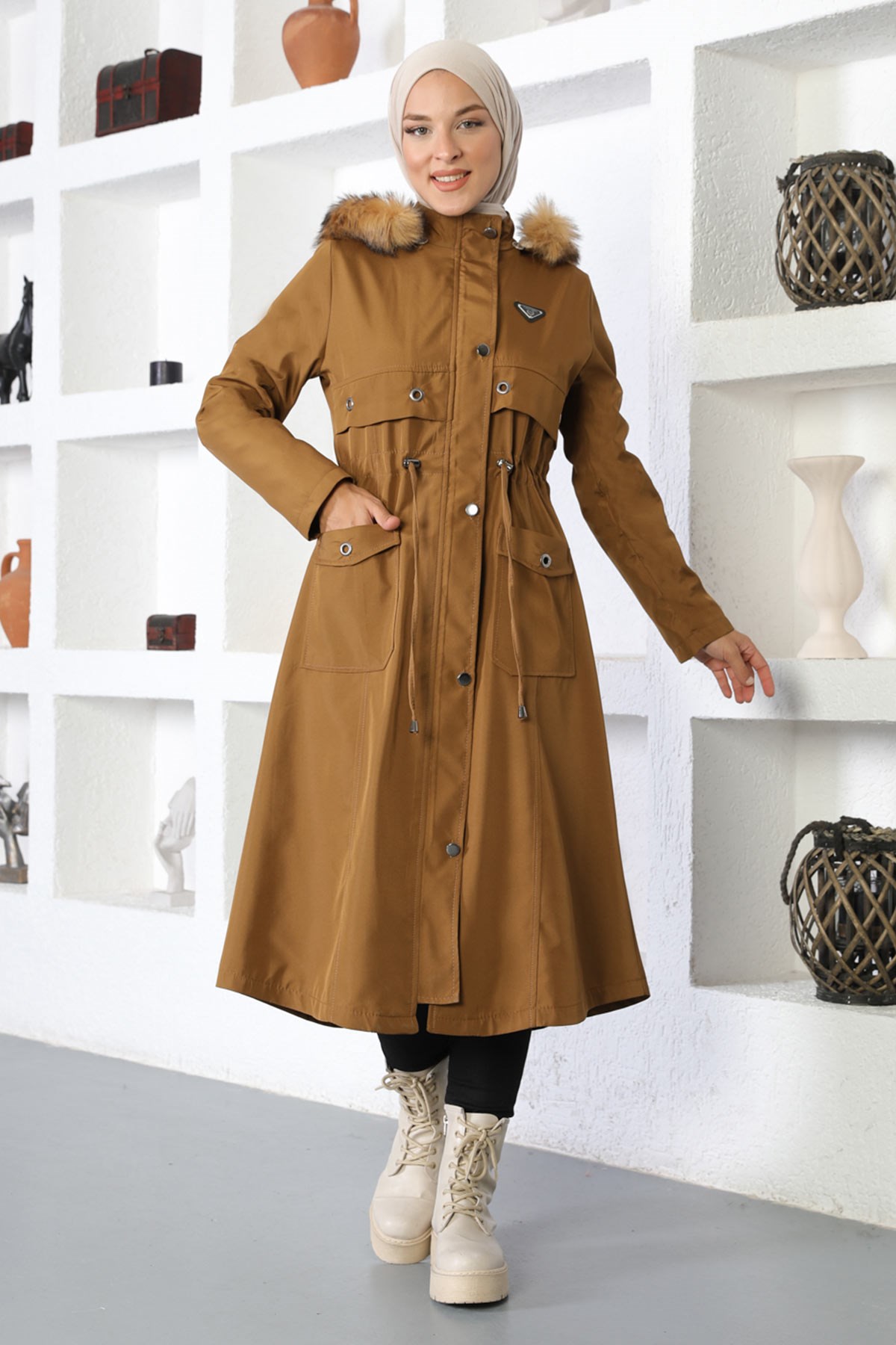 Kuşgözü Detaylı Detaylı Armalı Mont Taba 10354