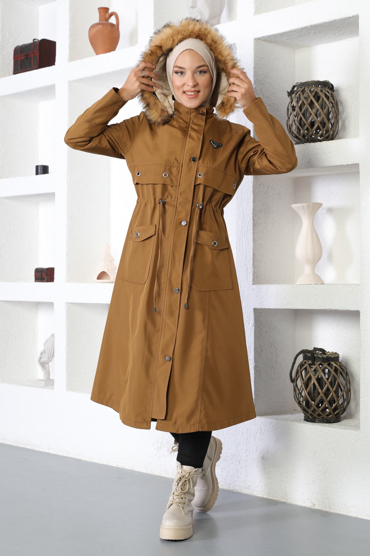 Kuşgözü Detaylı Detaylı Armalı Mont Taba 10354