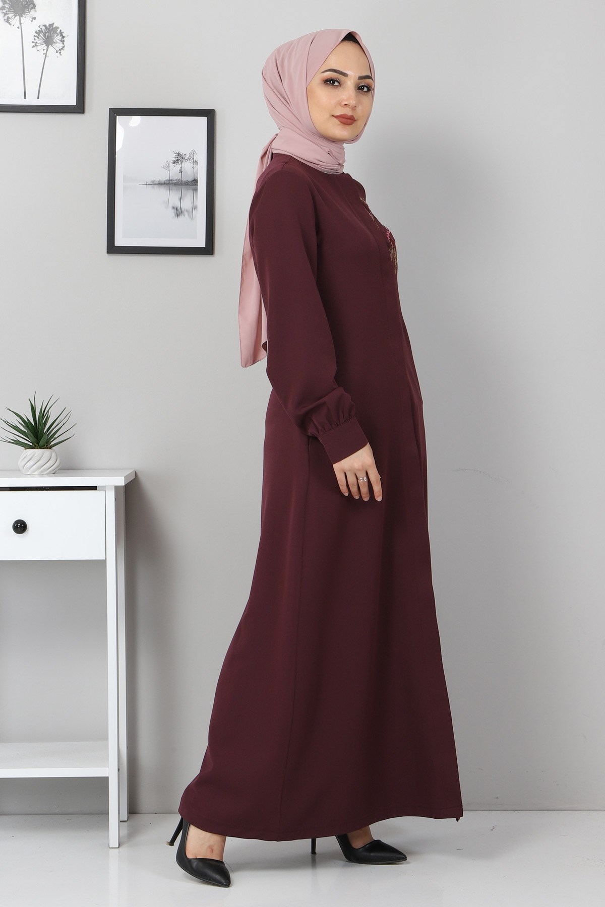 Nakış Detaylı Tesettür Ferace Mürdüm 10770