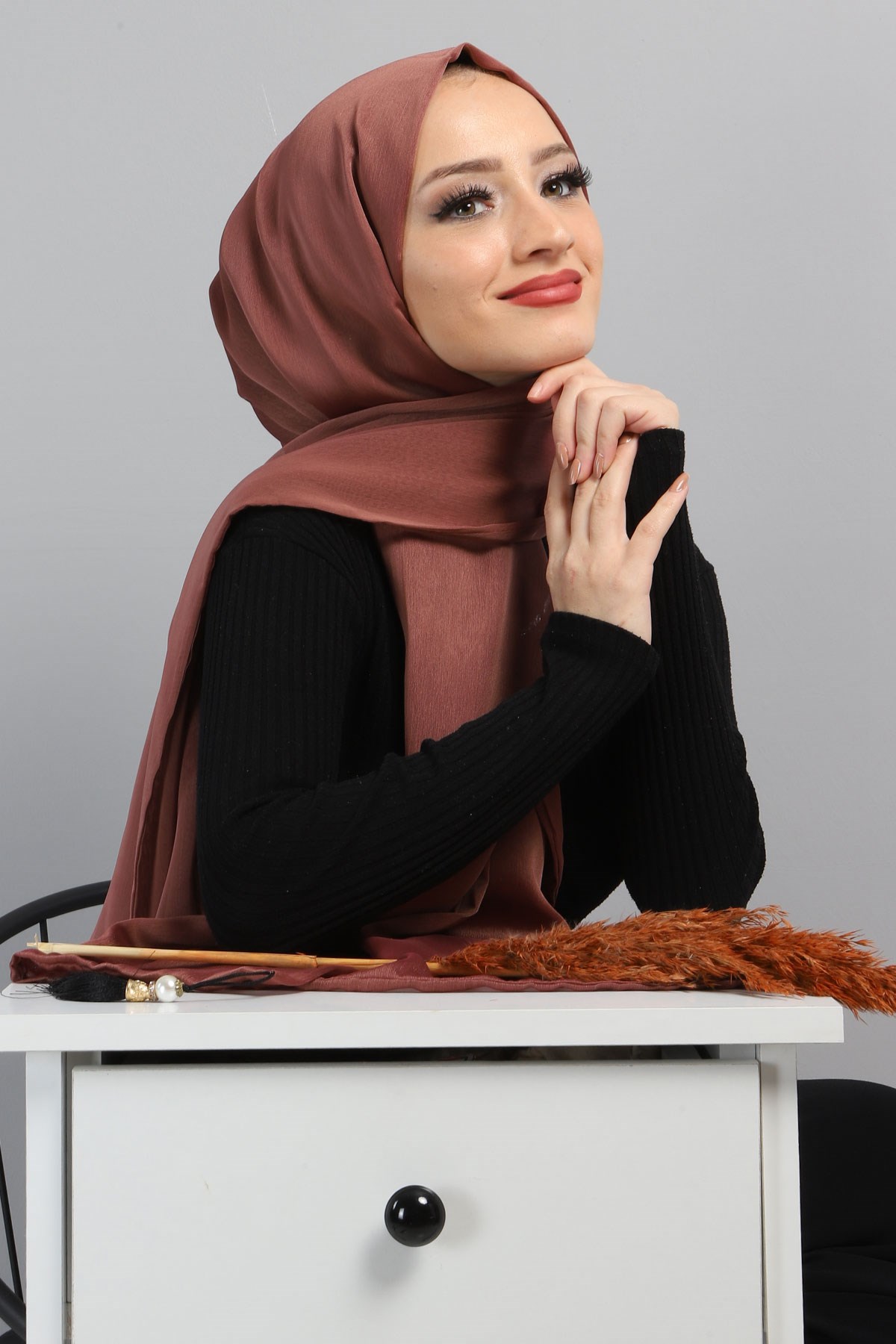 Püsküllü Janjan Şifon Şal Kahverengi 3010