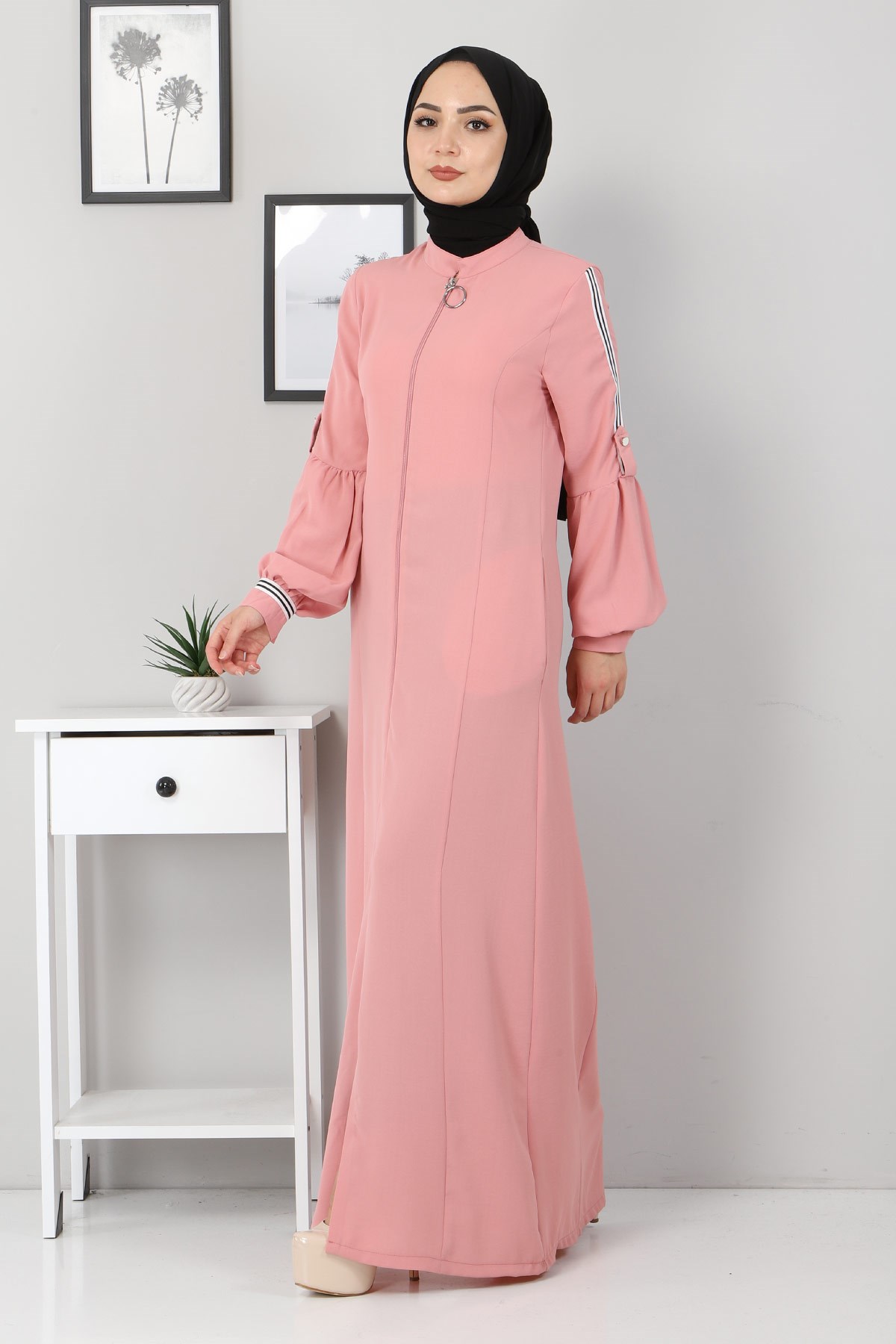 Şerit Detaylı Ferace Pudra 10810