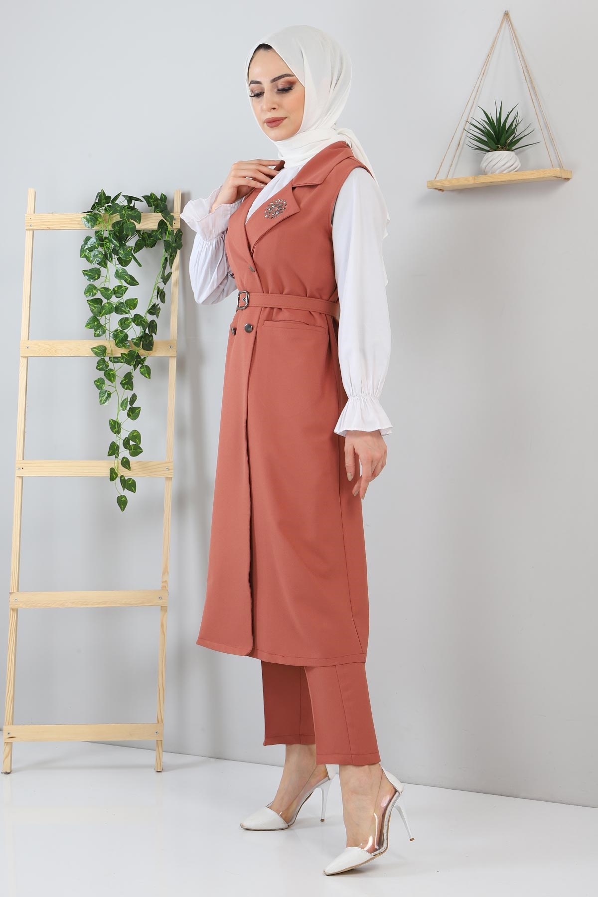 Taş Detaylı Takım Somon 10727