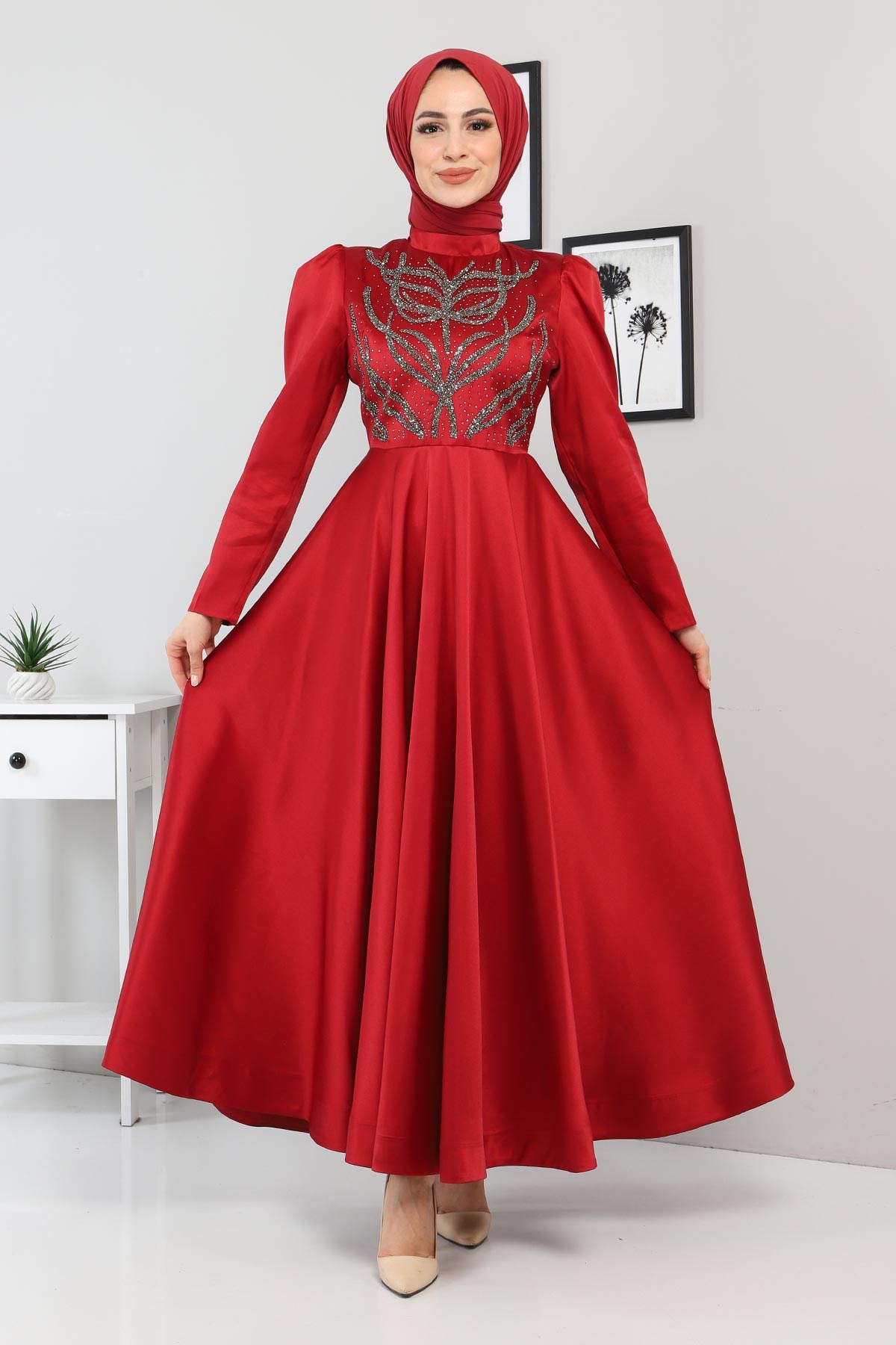 Taşlı Saten Abiye Kırmızı 11400