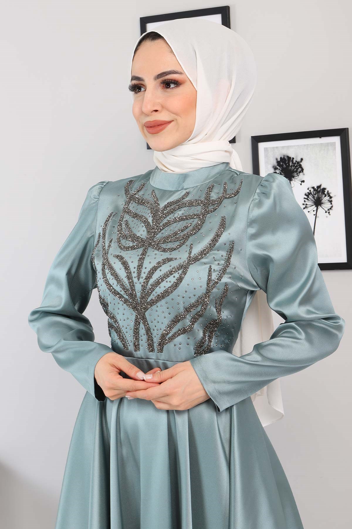 Taşlı Saten Abiye Mint 11400
