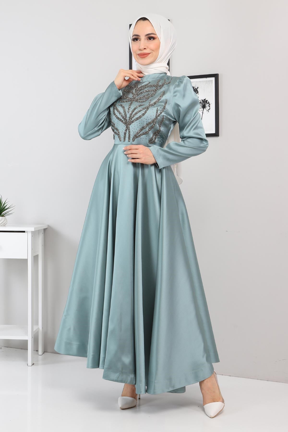 Taşlı Saten Abiye Mint 11400