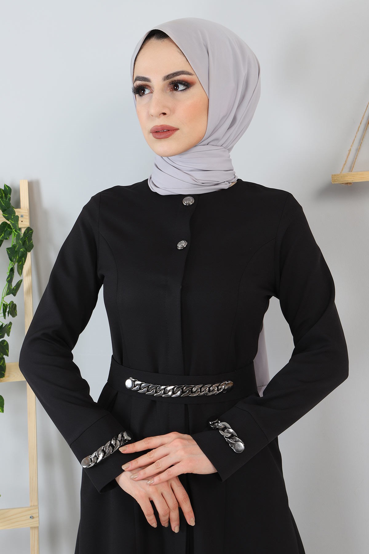 Zincir Kemerli Düğmeli Ferace Siyah 13100