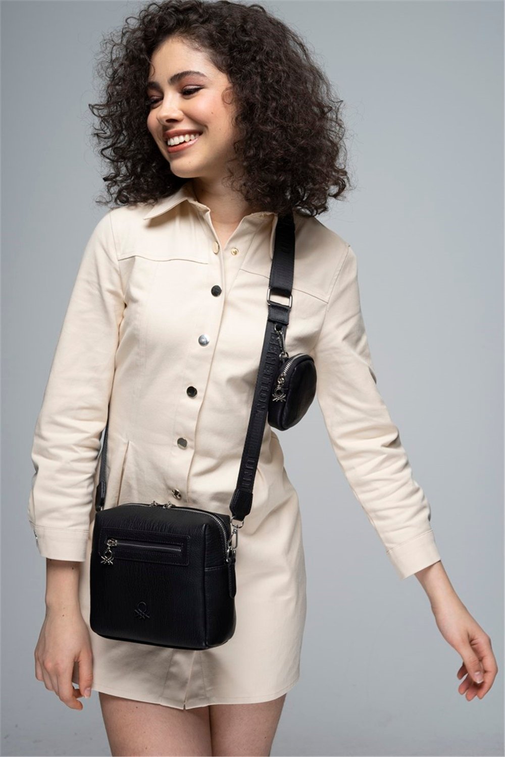 Benetton Siyah Kadın Çapraz Çanta BNT 727