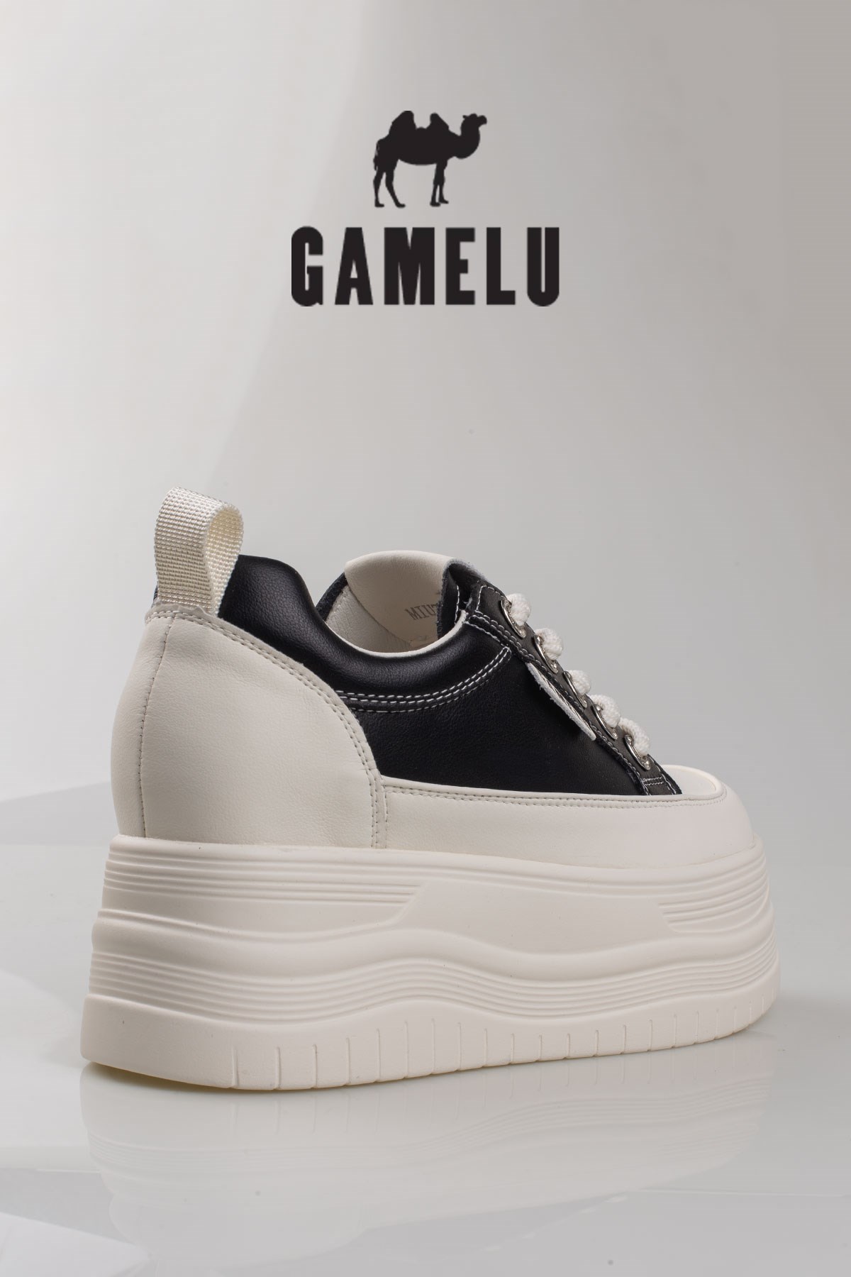 Gamelu Siyah-Beyaz  Kalın Taban Kadın Fashion Spor Ayakkabı