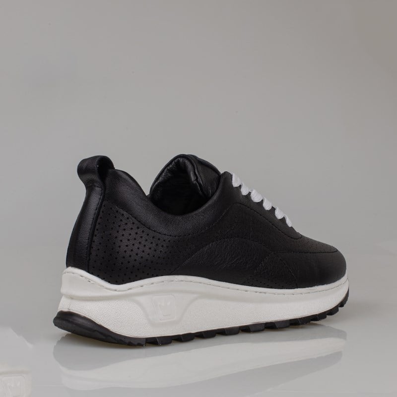 Trend Adımlar Siyah  Kadın Hakiki Deri Delikli Sneaker