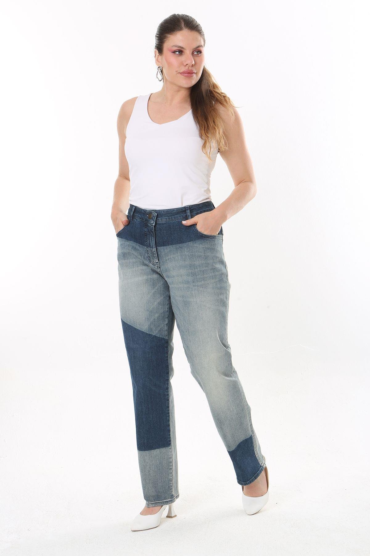 Kadın Büyük Beden Mavi Renk Detaylı Likralı 5 Cep Kot Pantolon 65N37729