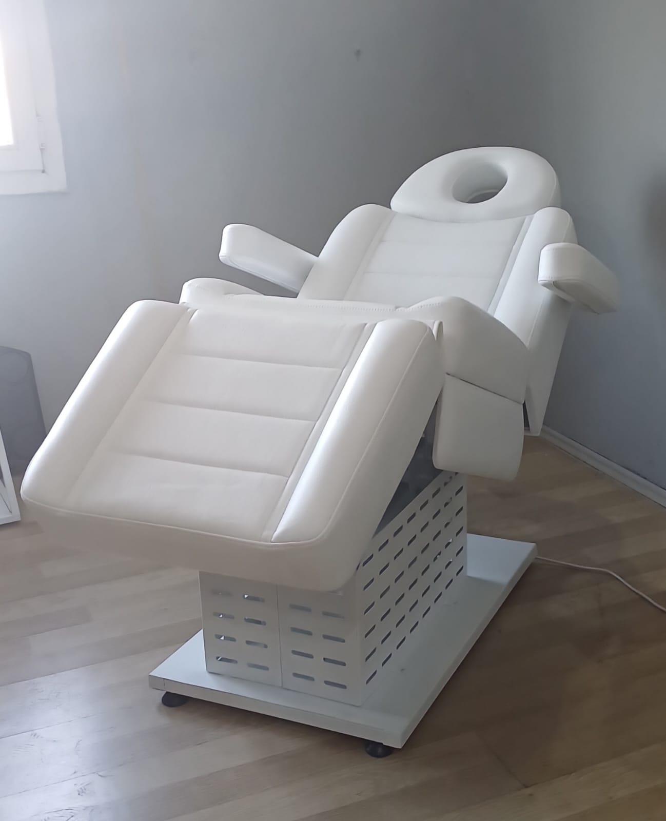 Dövme ve Güzellik Salonu 4 Motorlu Sedye
