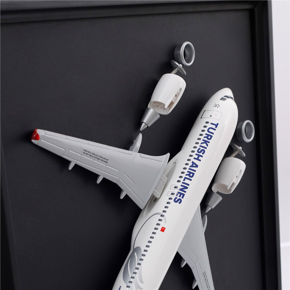 Zekupp Airbus A320 Model Uçak Tablo, Ahşap Duvar Dekorasyonu, 1/100 Ölçekli 3 Boyutlu Uçak Tablo, Özel Renk Seçenekli Özel El Yapımı Hediye