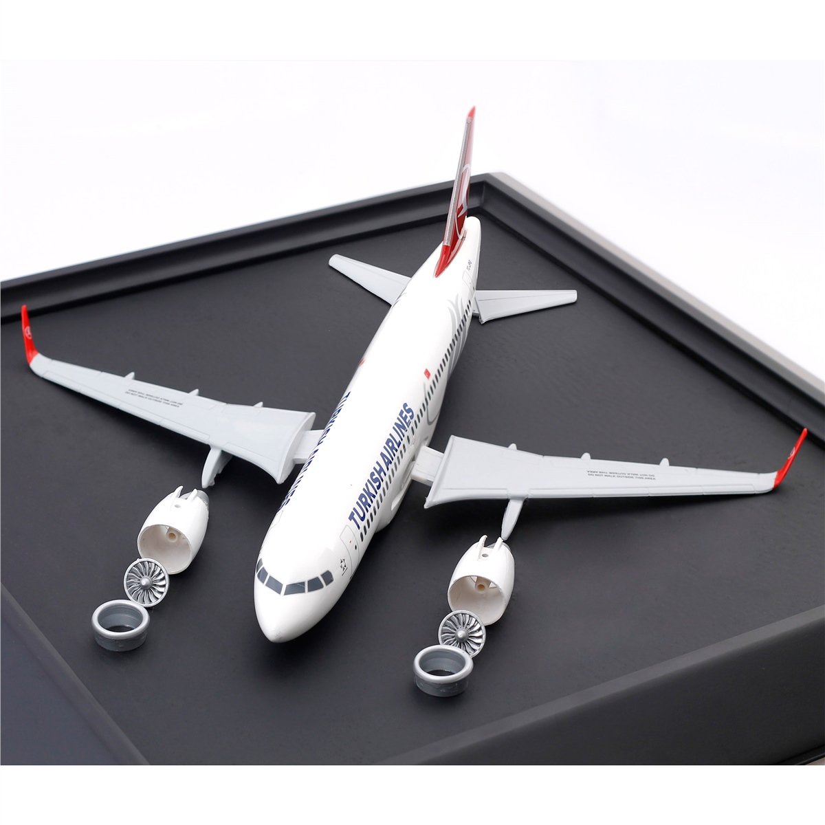 Zekupp Airbus A320 Model Uçak Tablo, Ahşap Duvar Dekorasyonu, 1/100 Ölçekli 3 Boyutlu Uçak Tablo, Özel Renk Seçenekli Özel El Yapımı Hediye