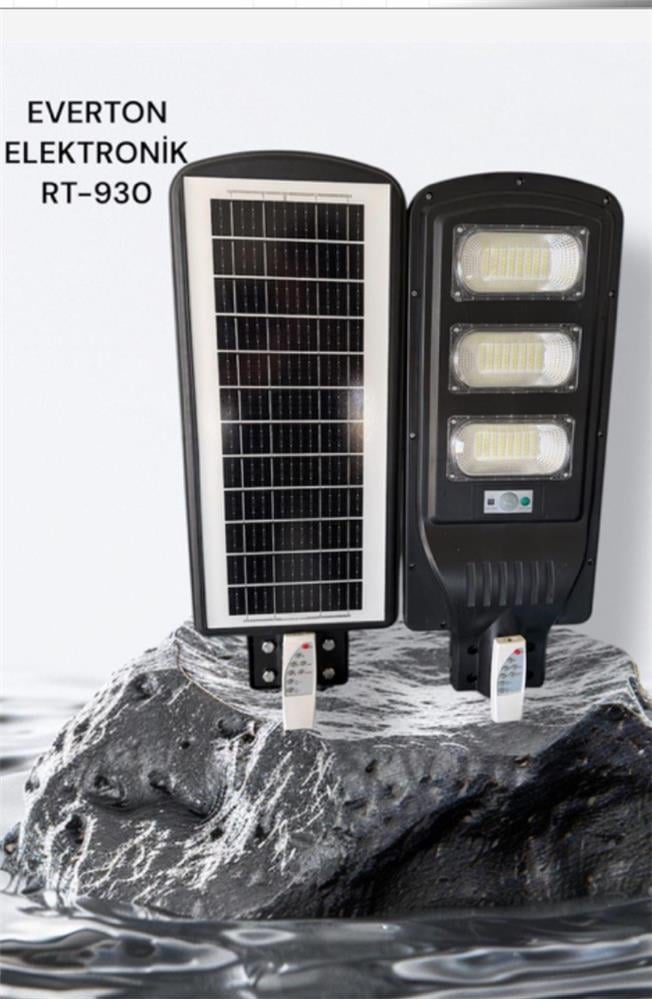 Everton Rt-930 Şarjlı 150w Solar Panelli Projektör Led (Sokak Lambası)