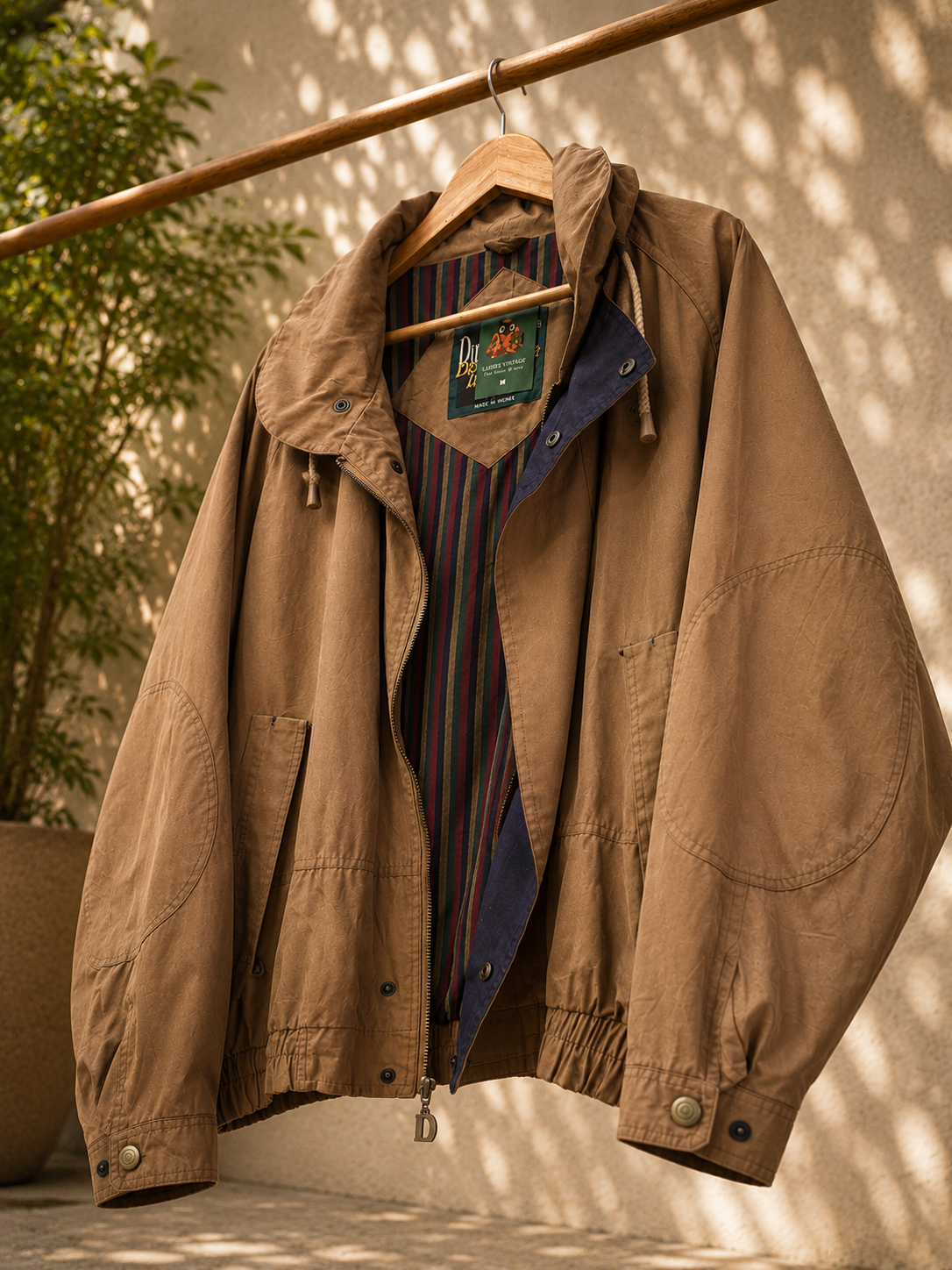 1990s Korea Image Khaki Casual Tişört