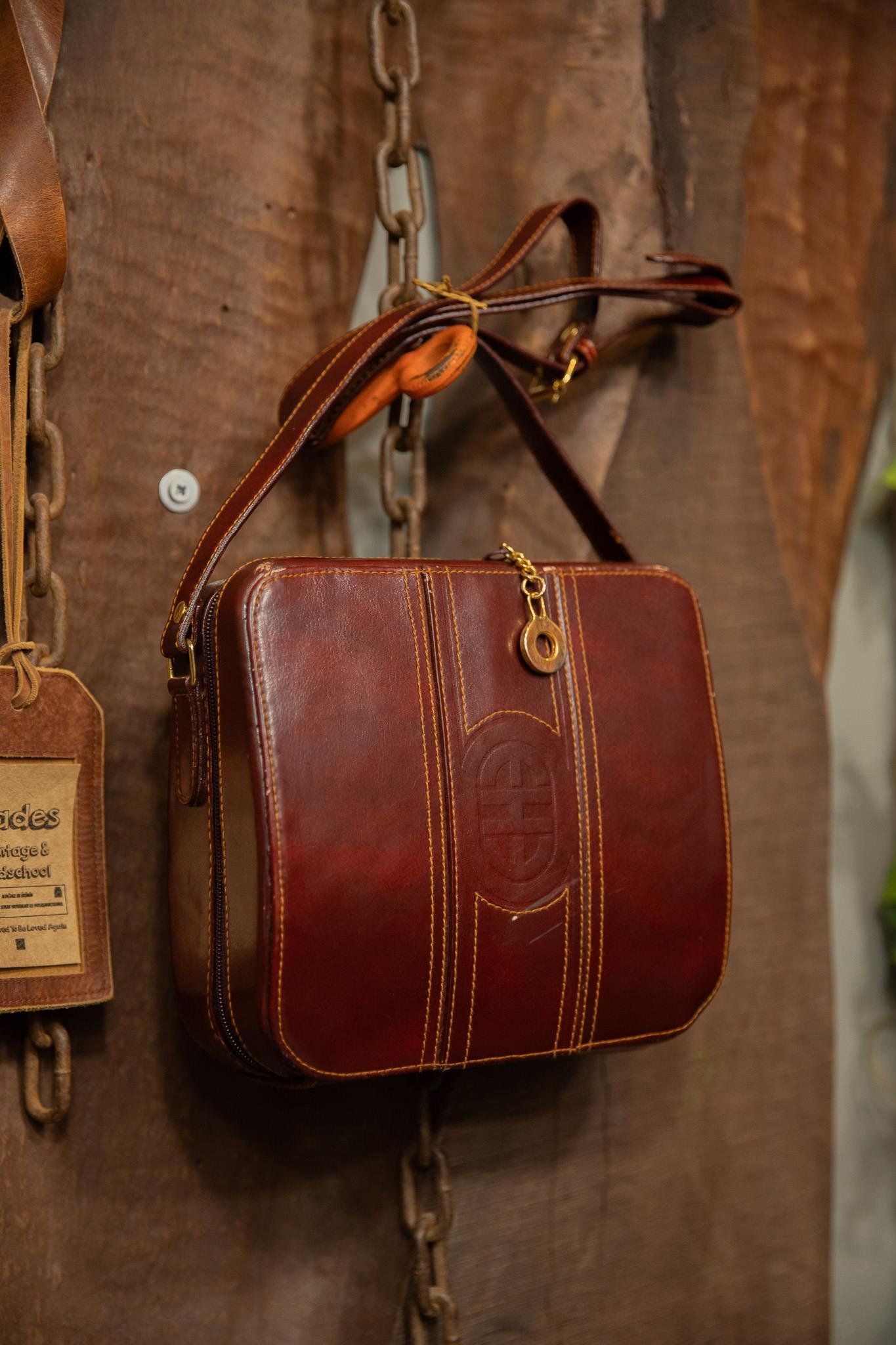 80's Burgundy Tooled Deri Çanta