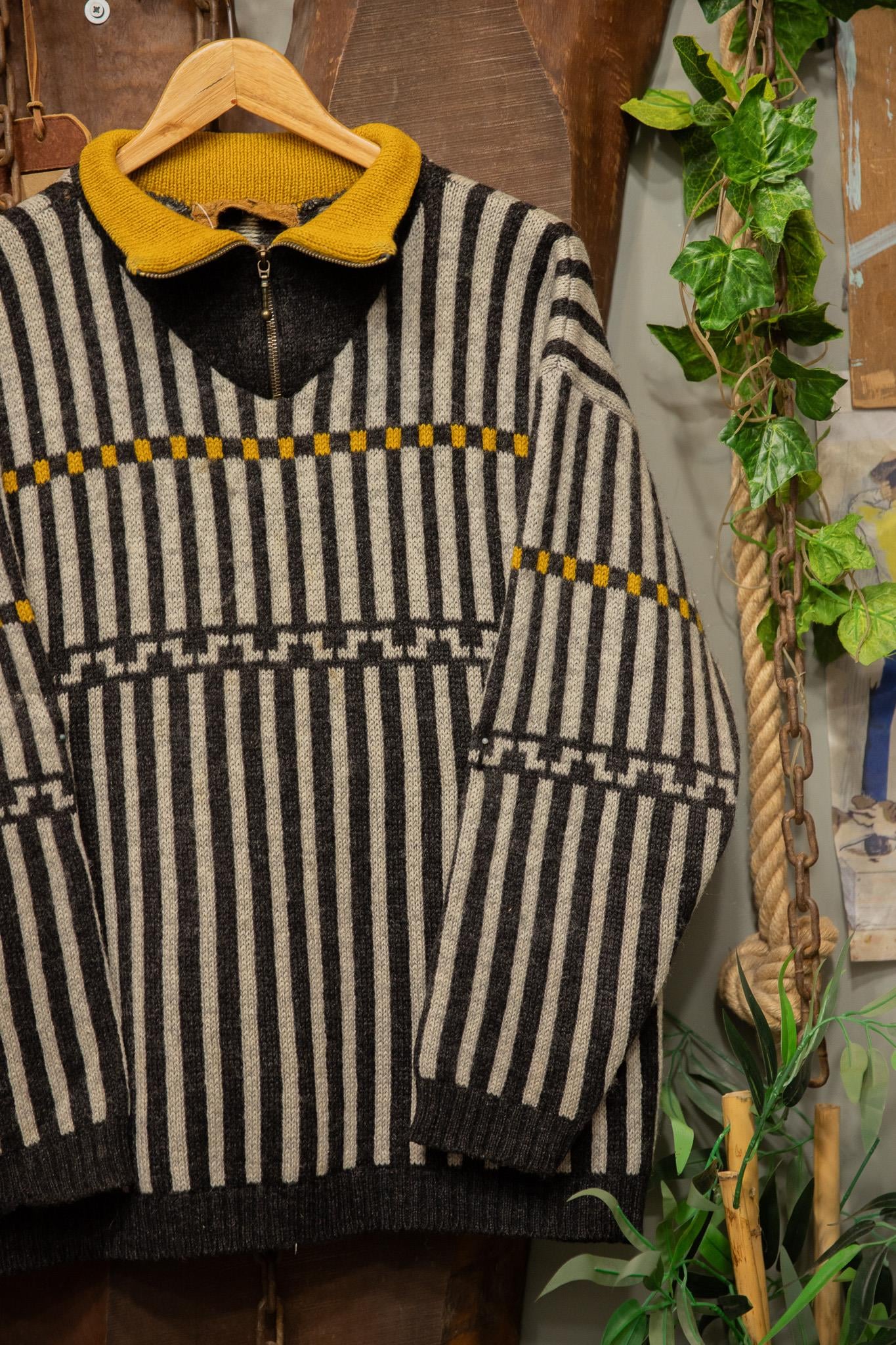 80s/90s Nordic Style Oversize Kazak