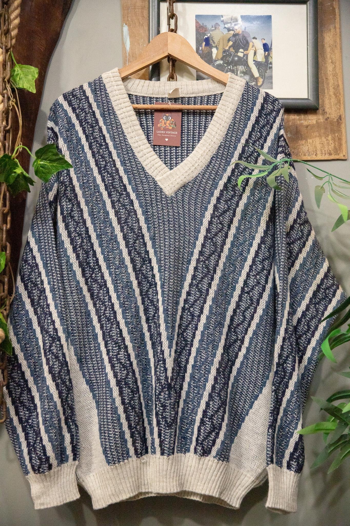 90's Coogi Wool V Yaka Kazak