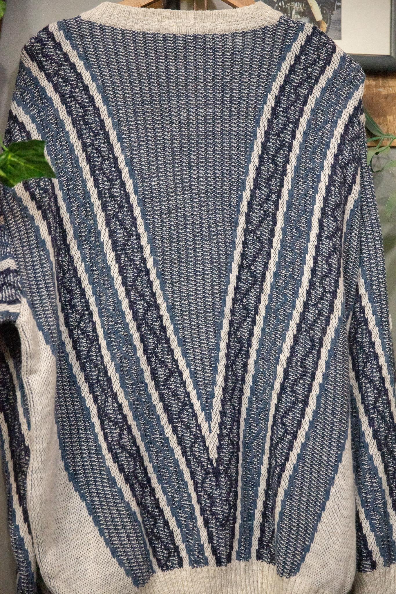 90's Coogi Wool V Yaka Kazak
