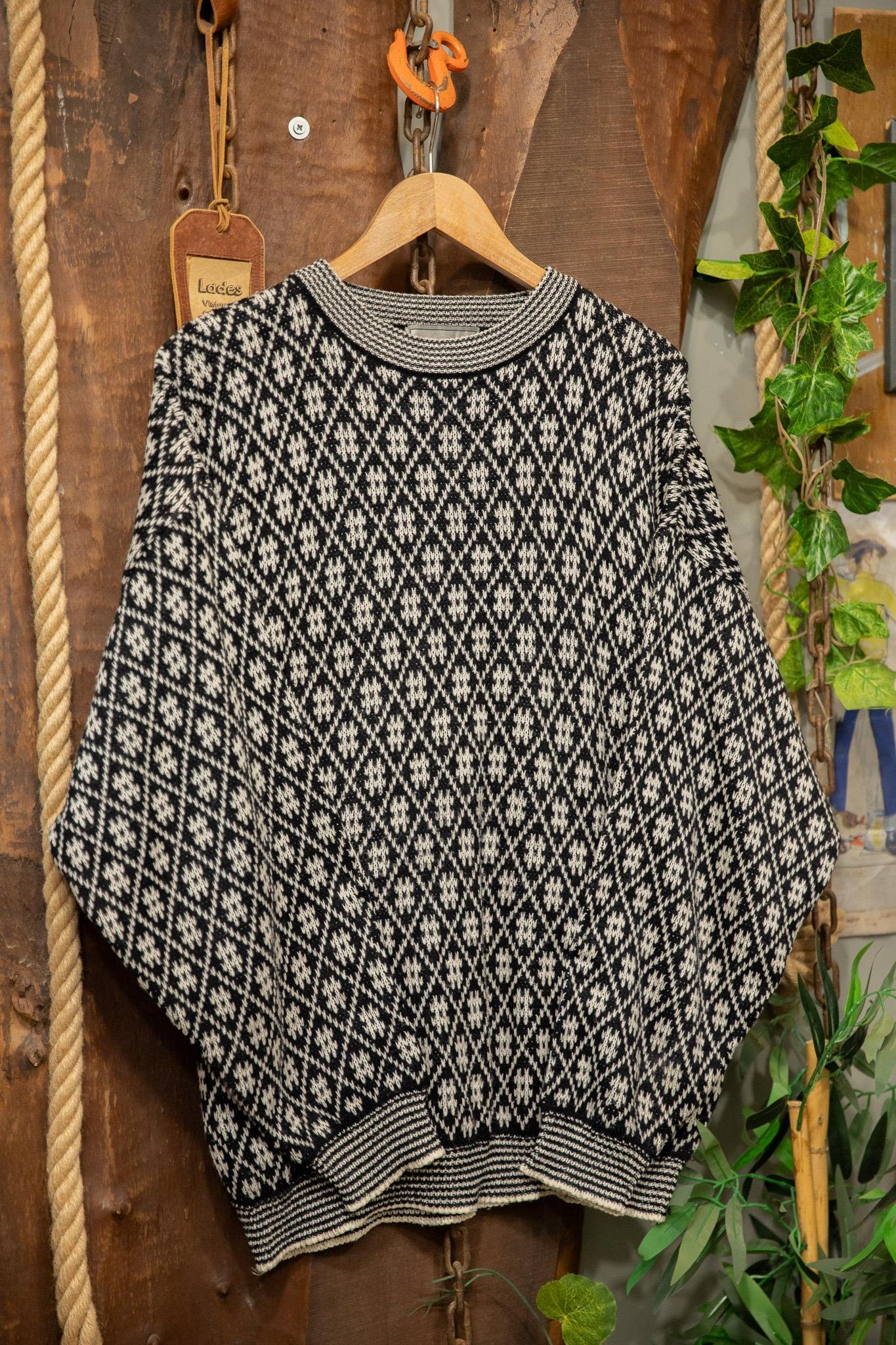 90's Oversize Diamond Kazak 