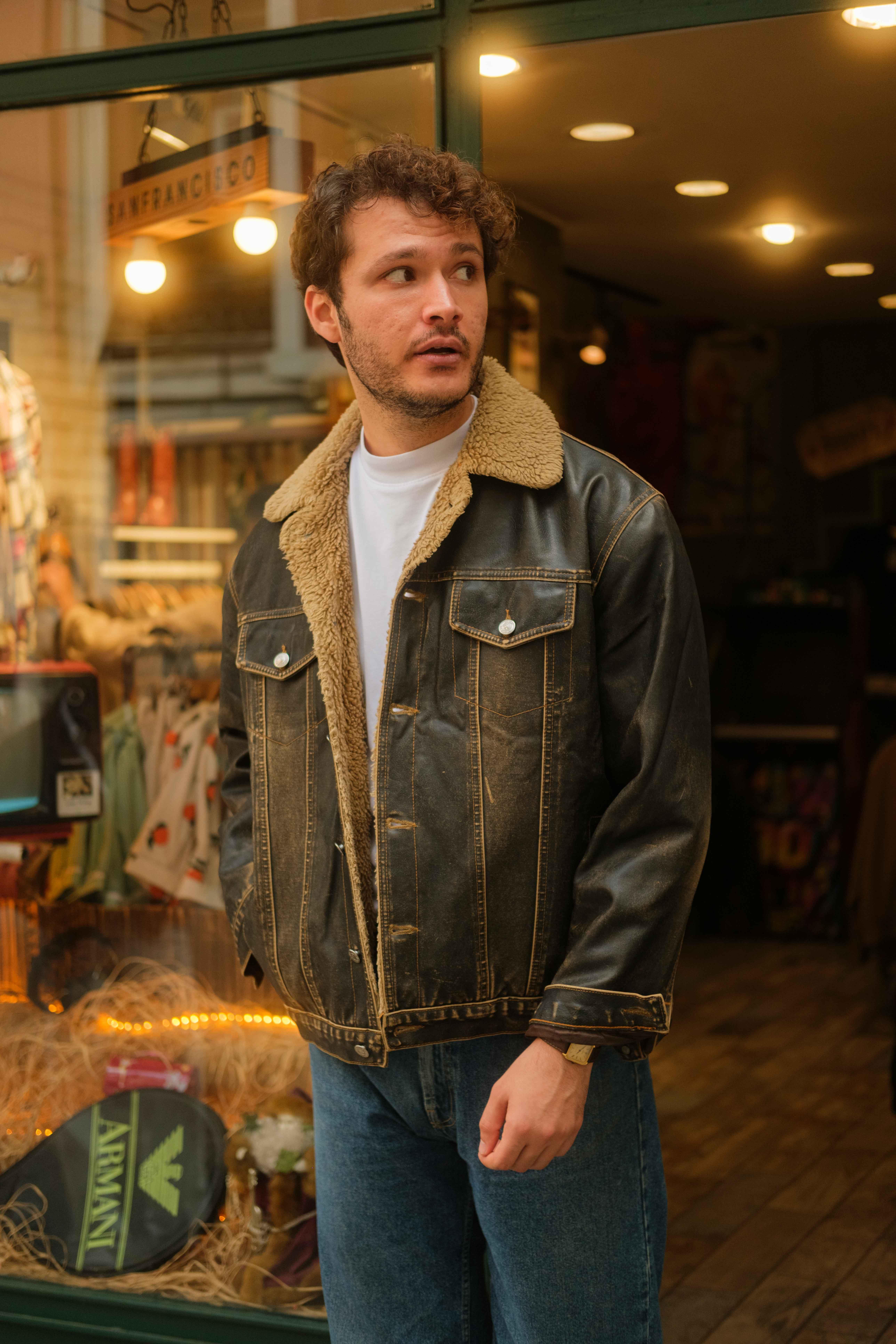 ARMANİ JEANS ESKİTME DERİ CEKET