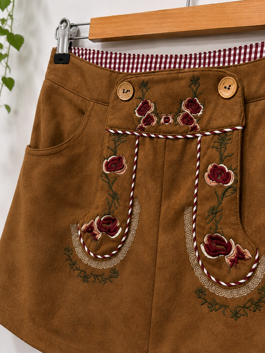 Austrian Bavyera Suede Etek