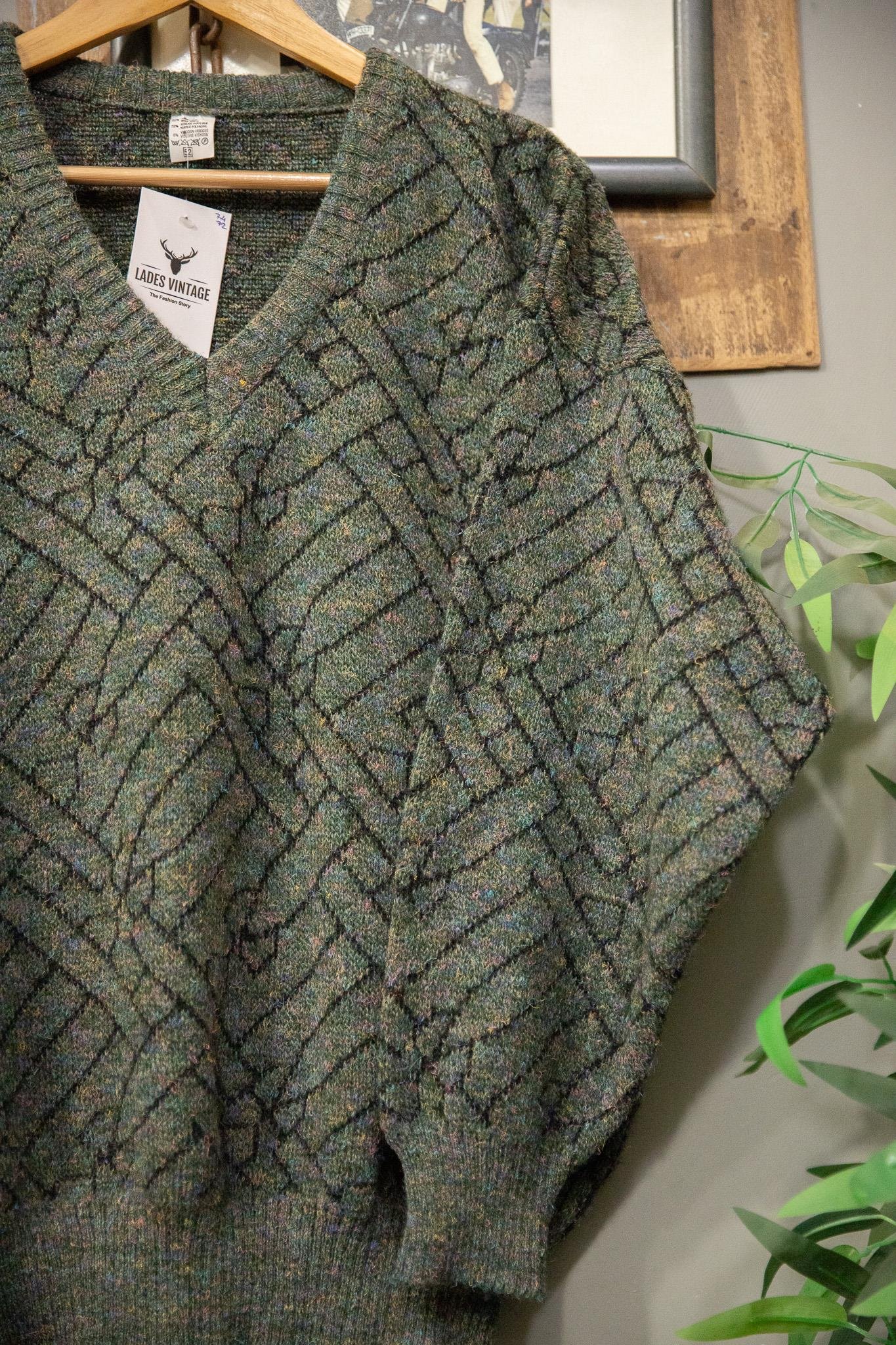Classic 80's Wool Kazak