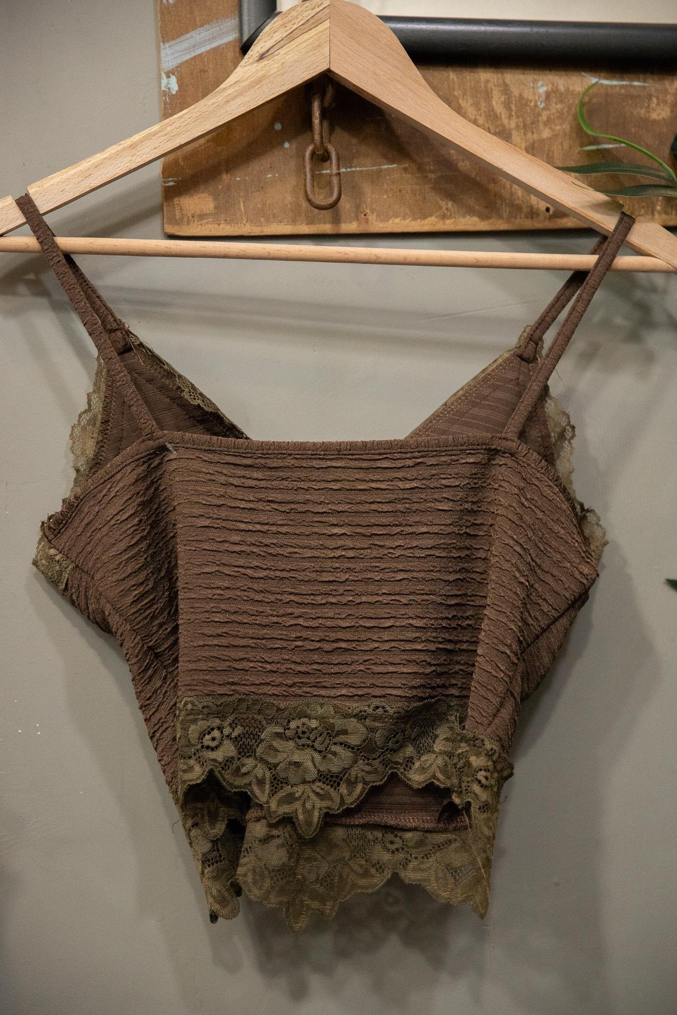 Dantel Style Crop