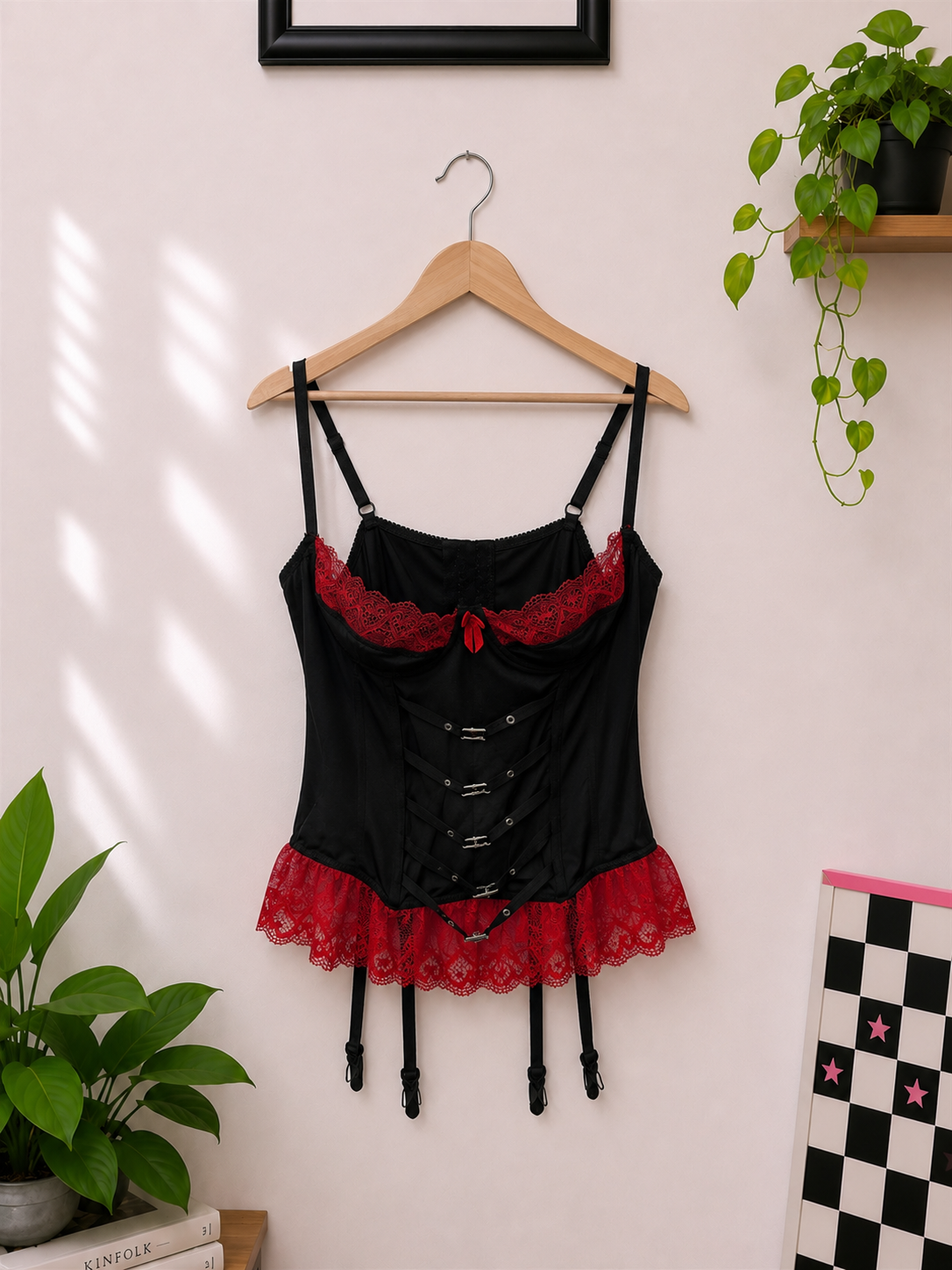 Dark Coquette Red&Black Korse
