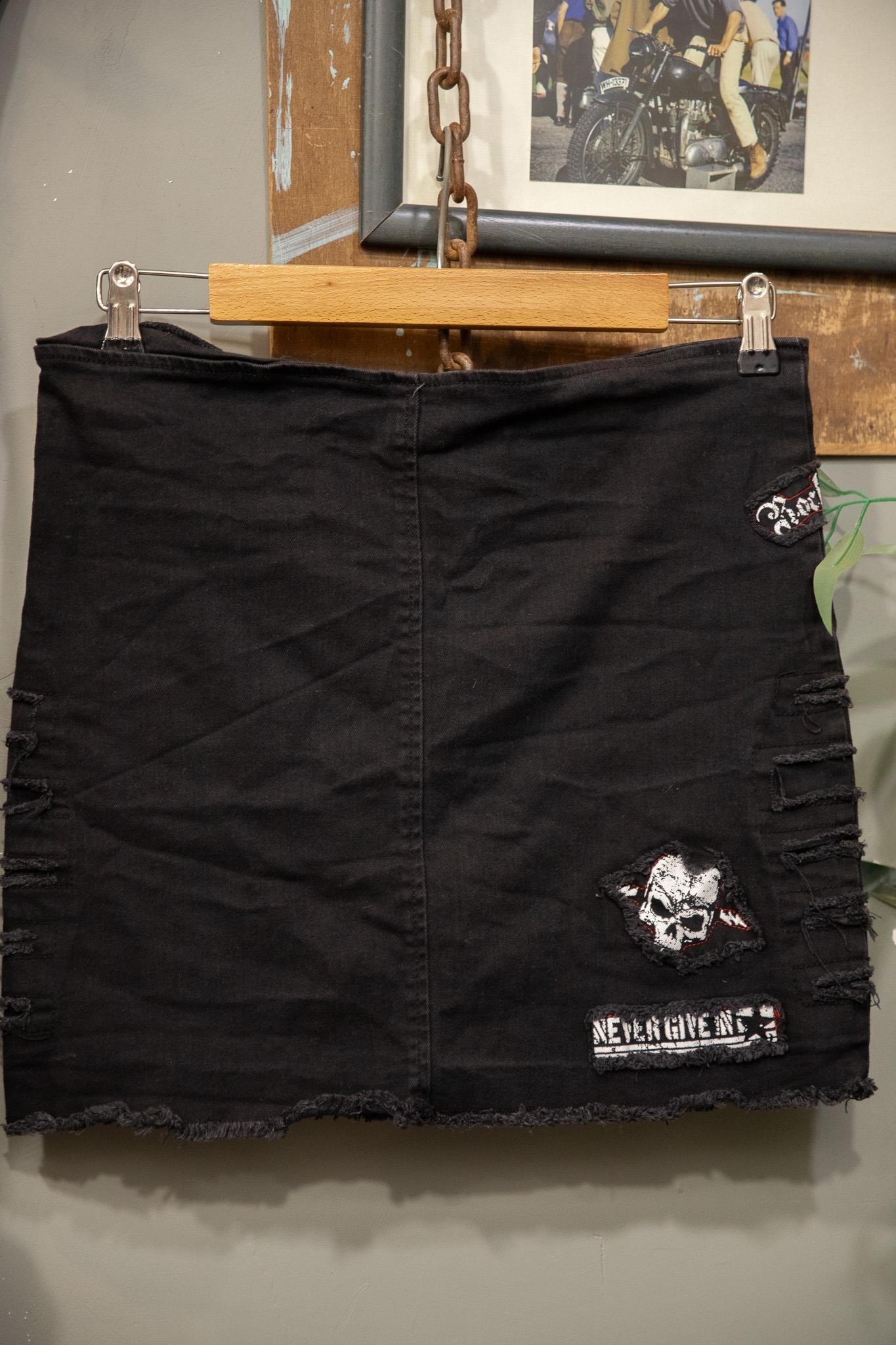 Dark Rebel Edge Etek