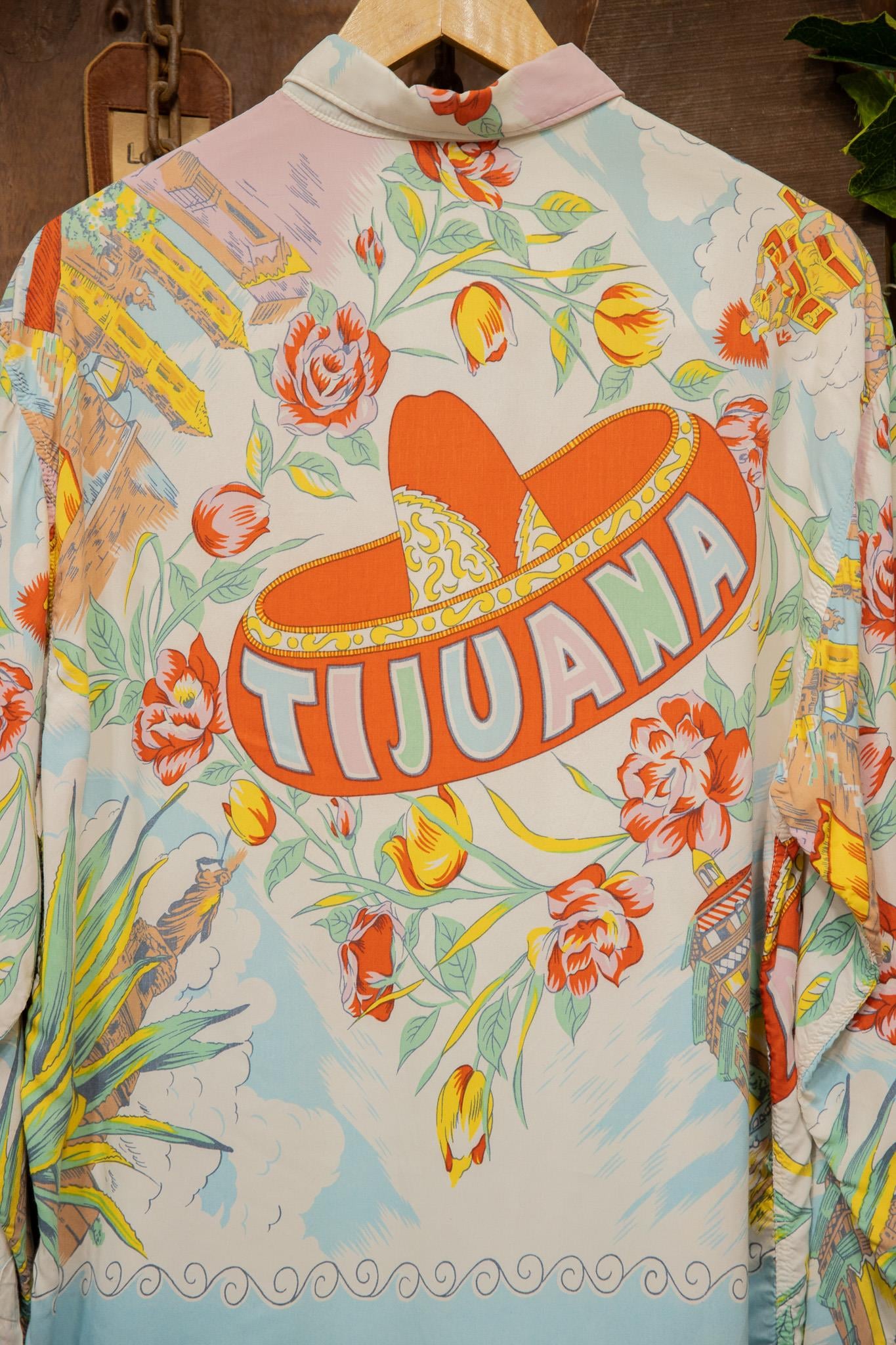 Hawaiian ANA 90's Gömlek
