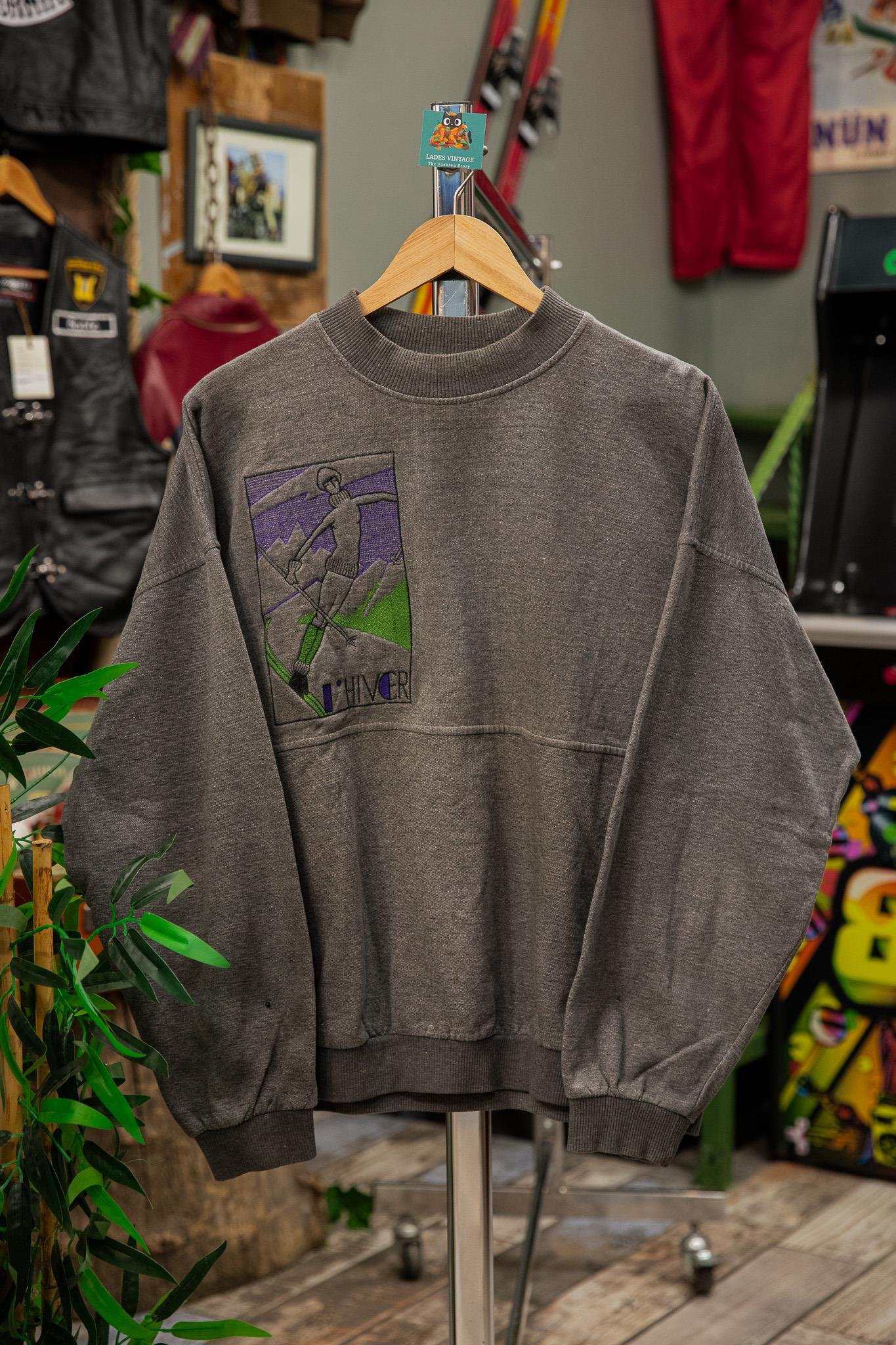 HIVER Spain Unisex Sweatshirt