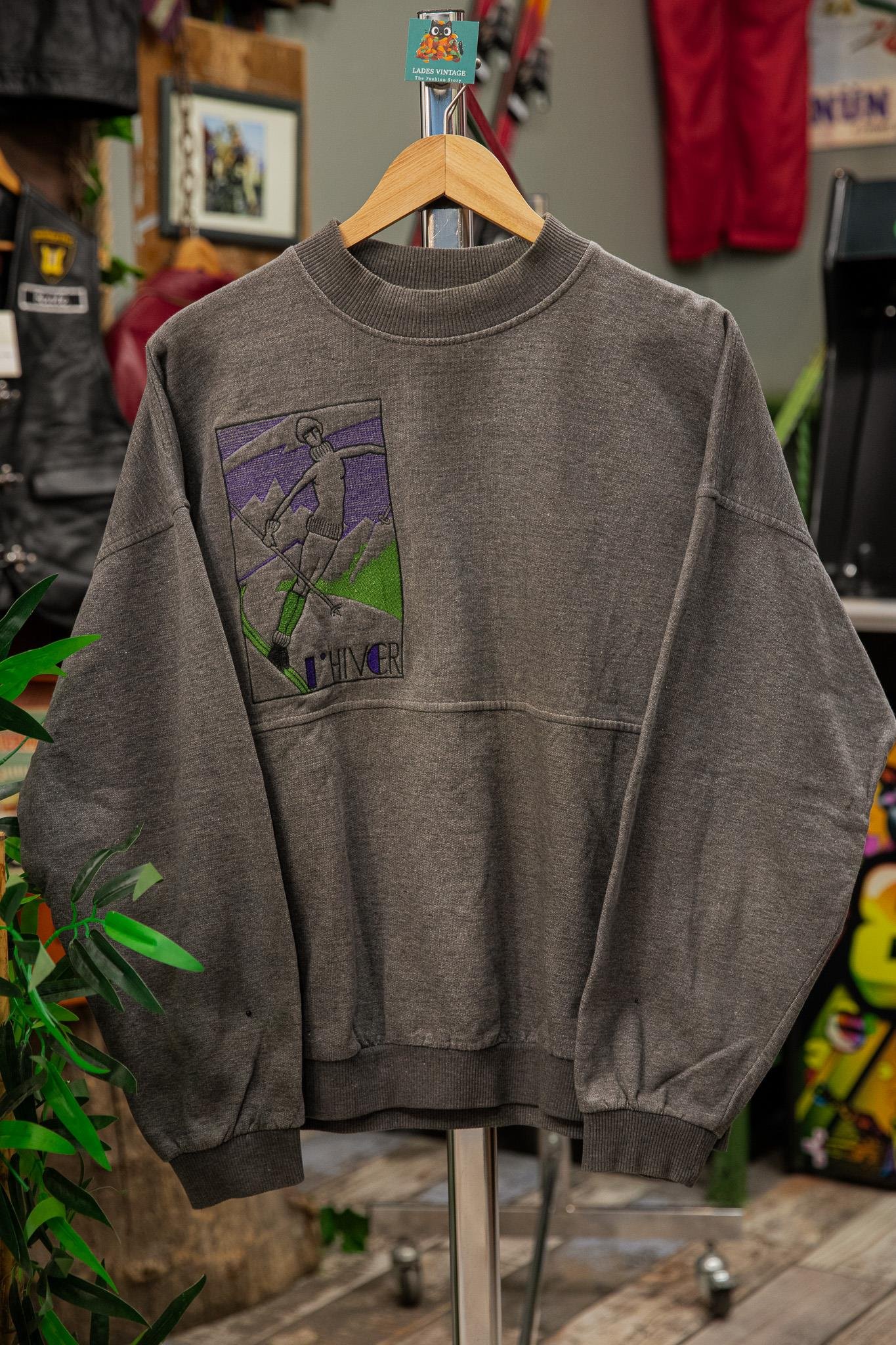 HIVER Spain Unisex Sweatshirt