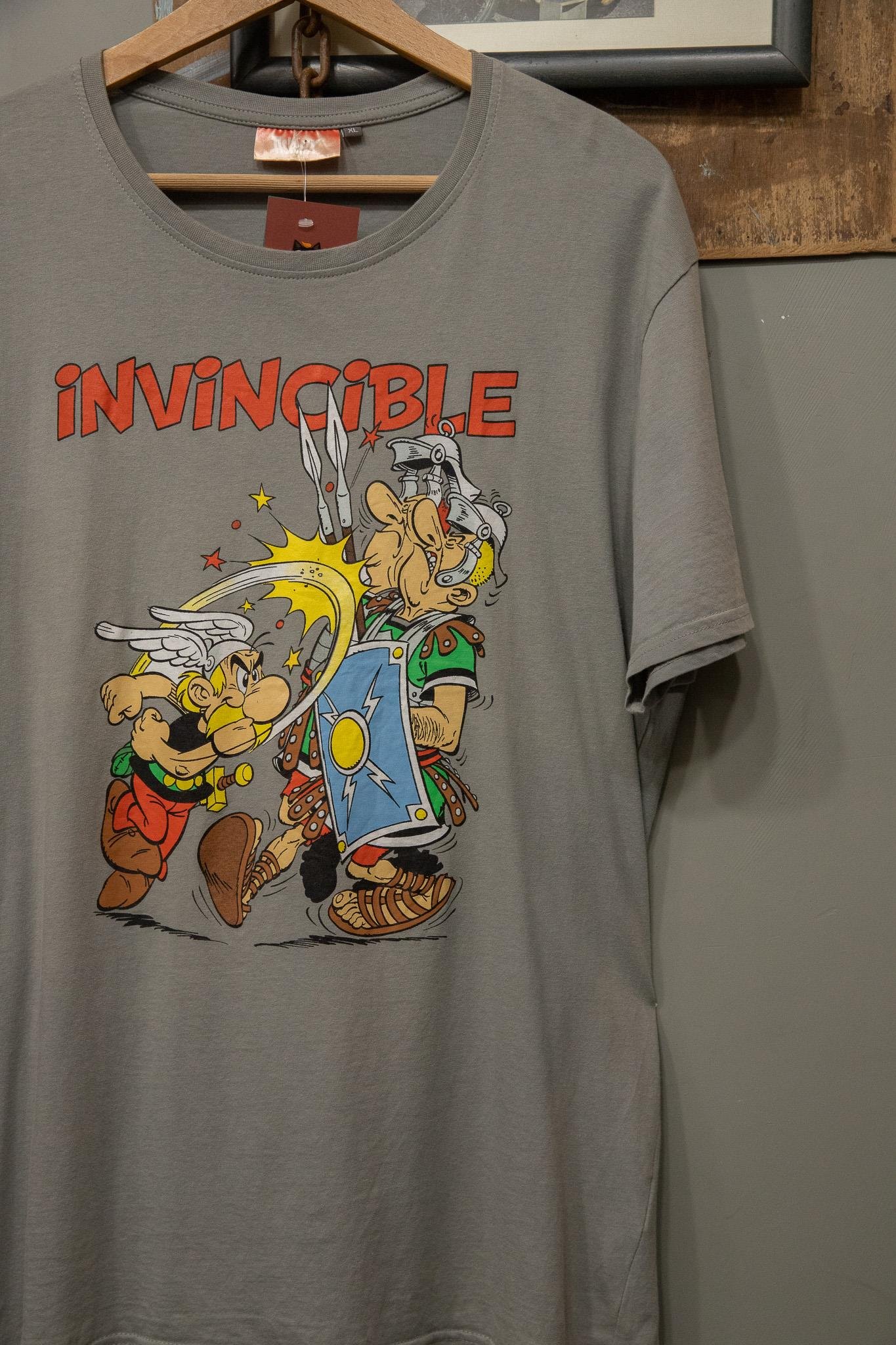 invincible Koleksiyon T-Shirt