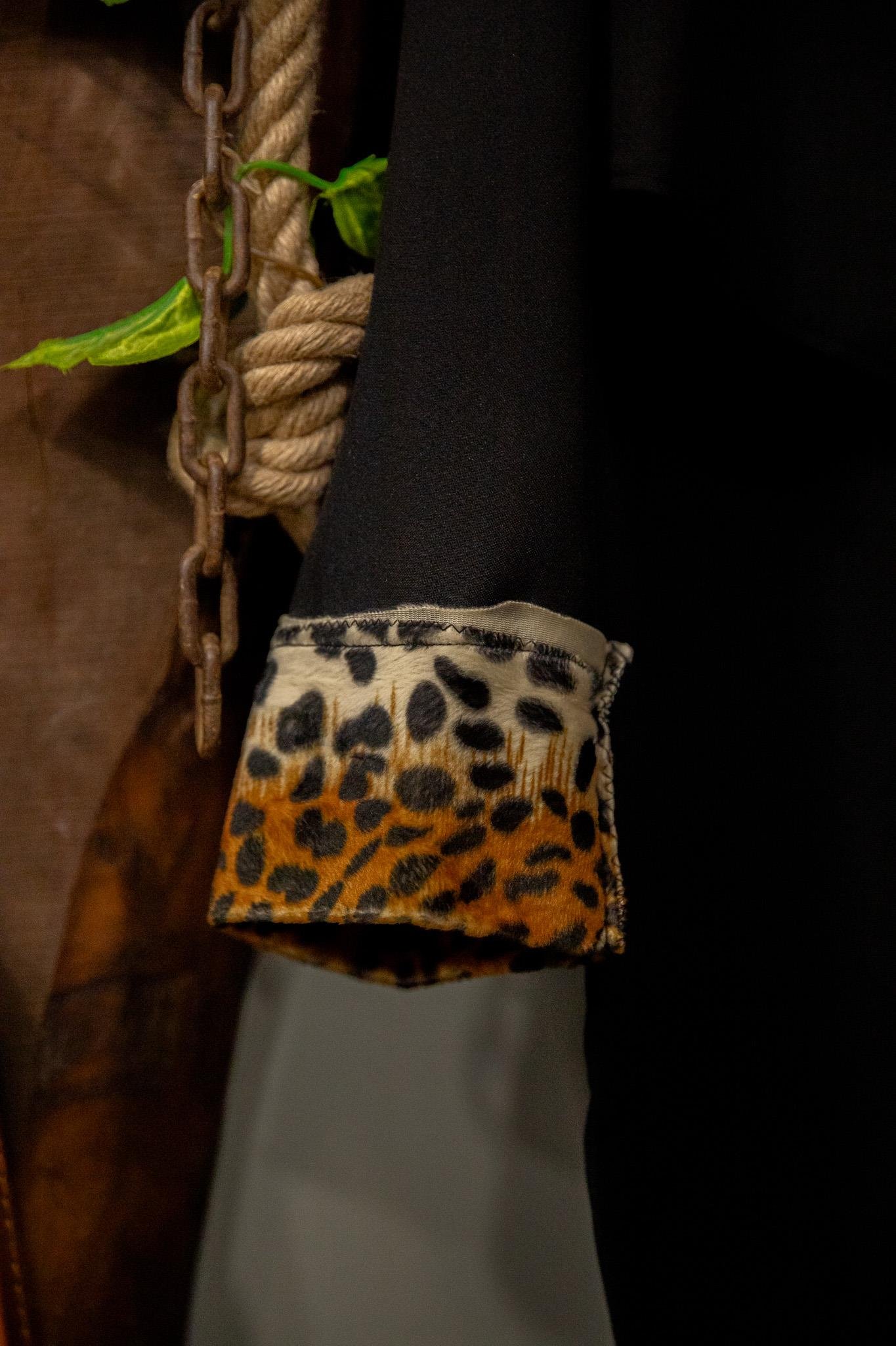 Leopar Edge Coat